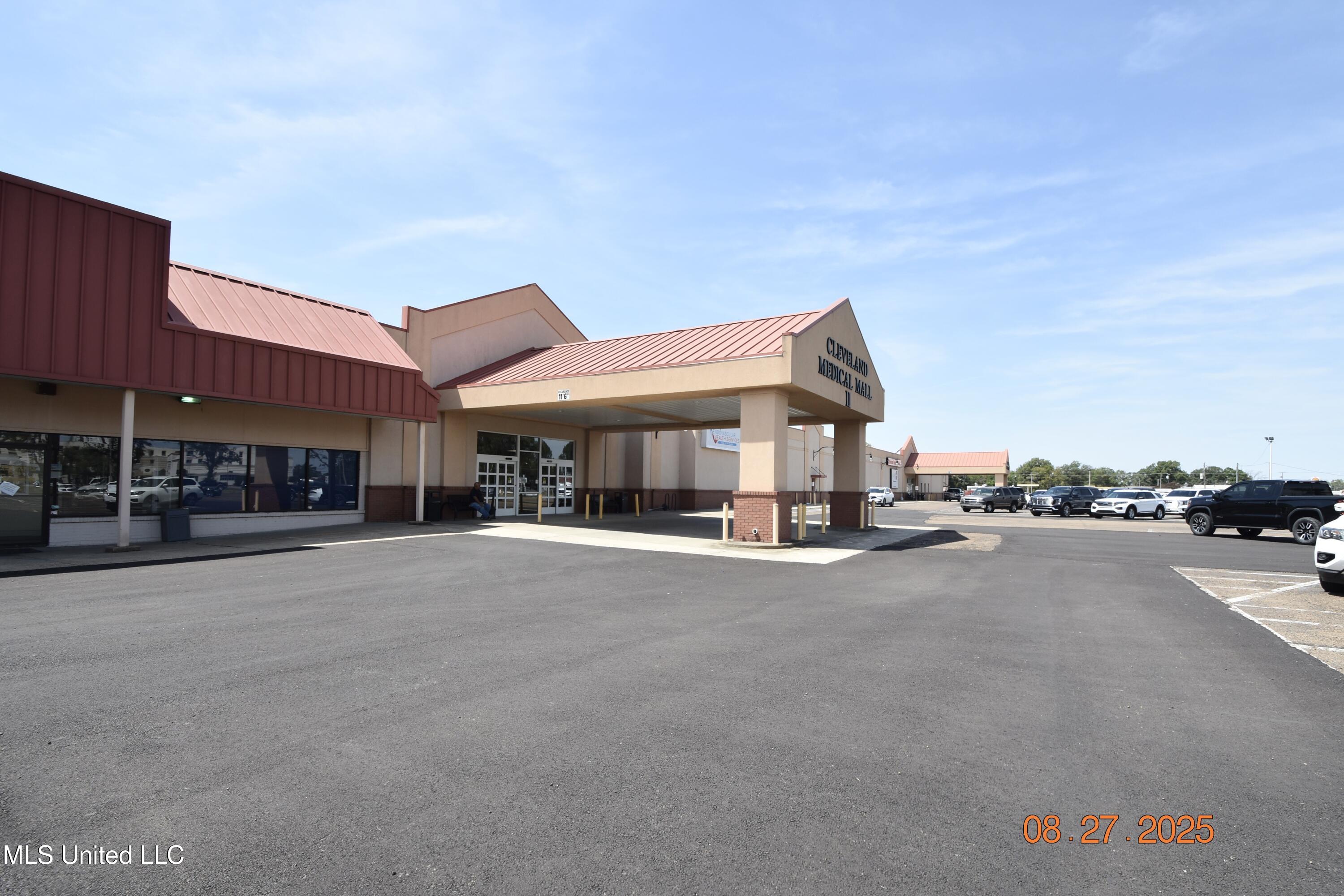 810 E Sunflower Road