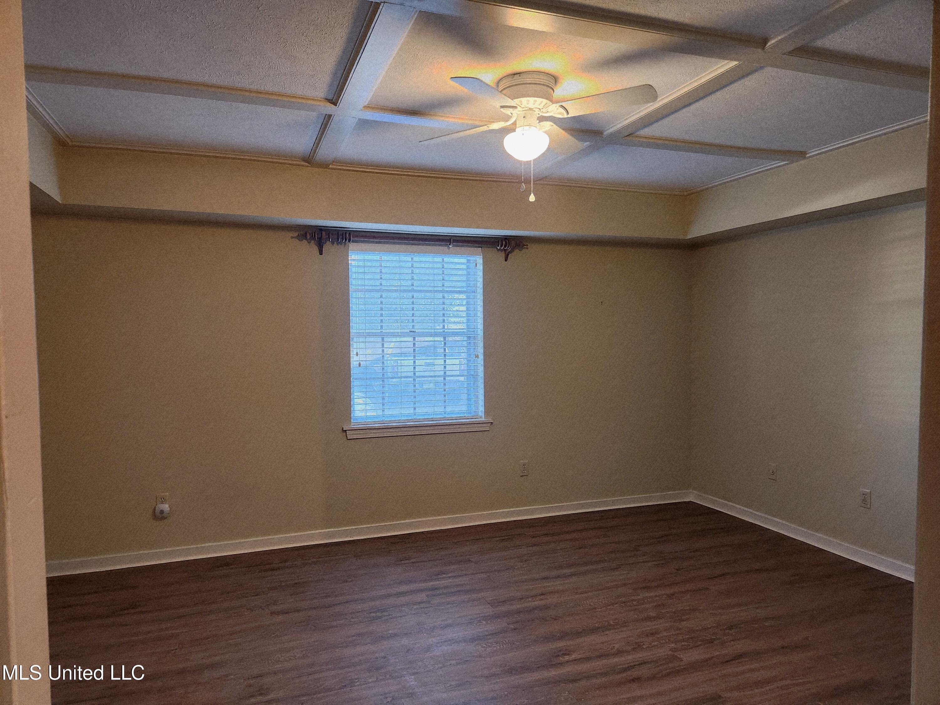 5025 Wayneland Drive, M1