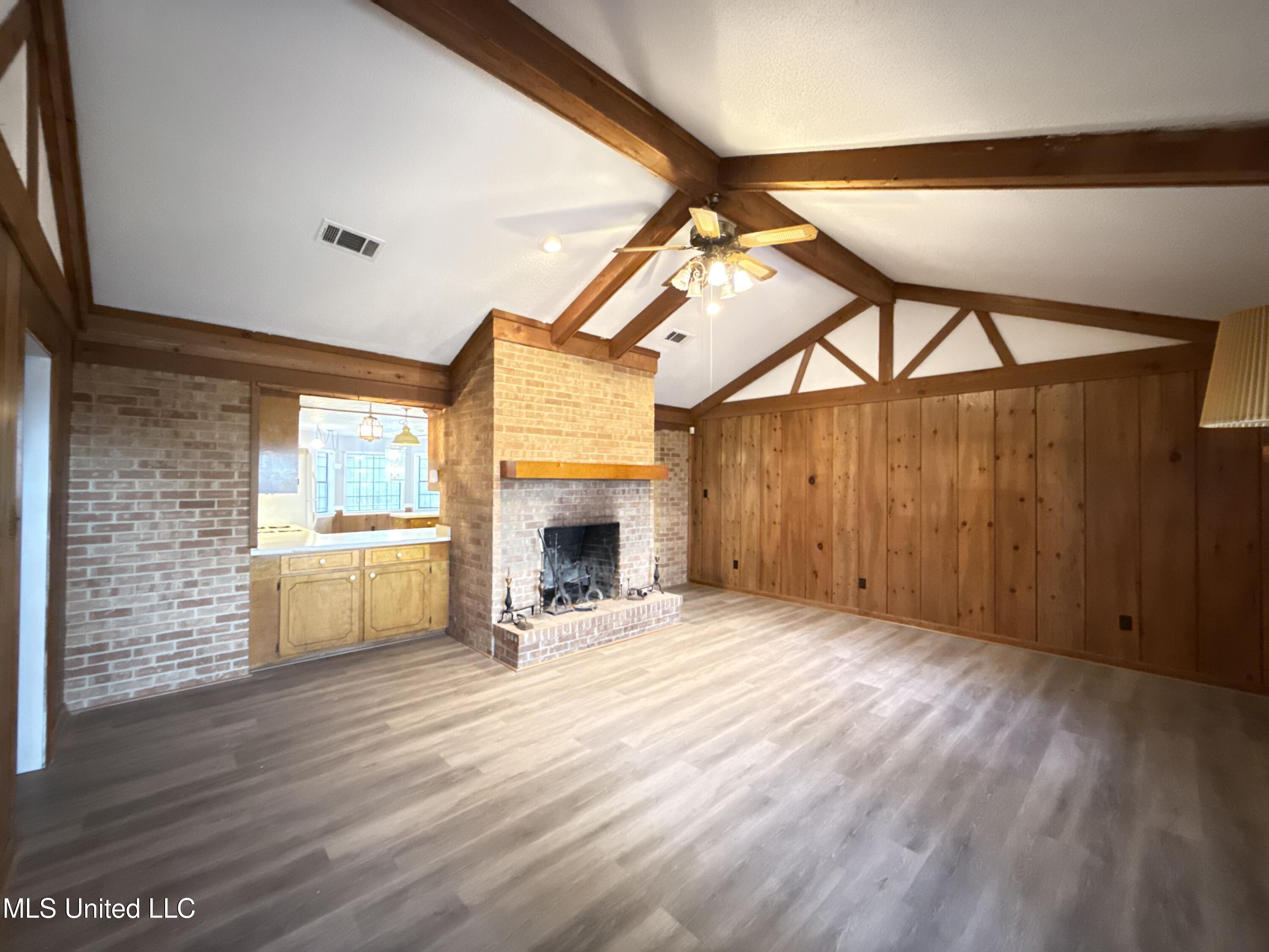 4177 County Road 284