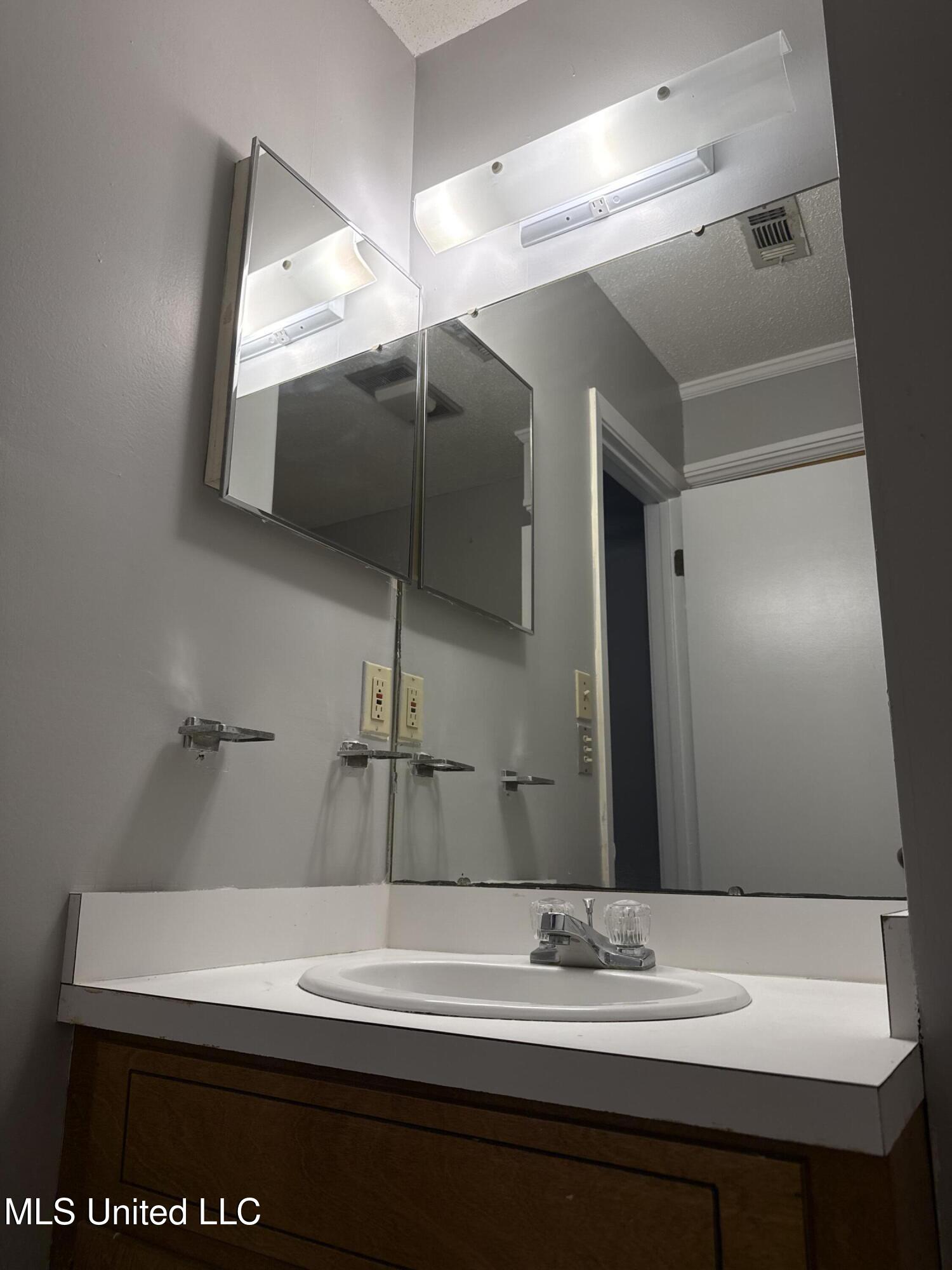 4177 County Road 284