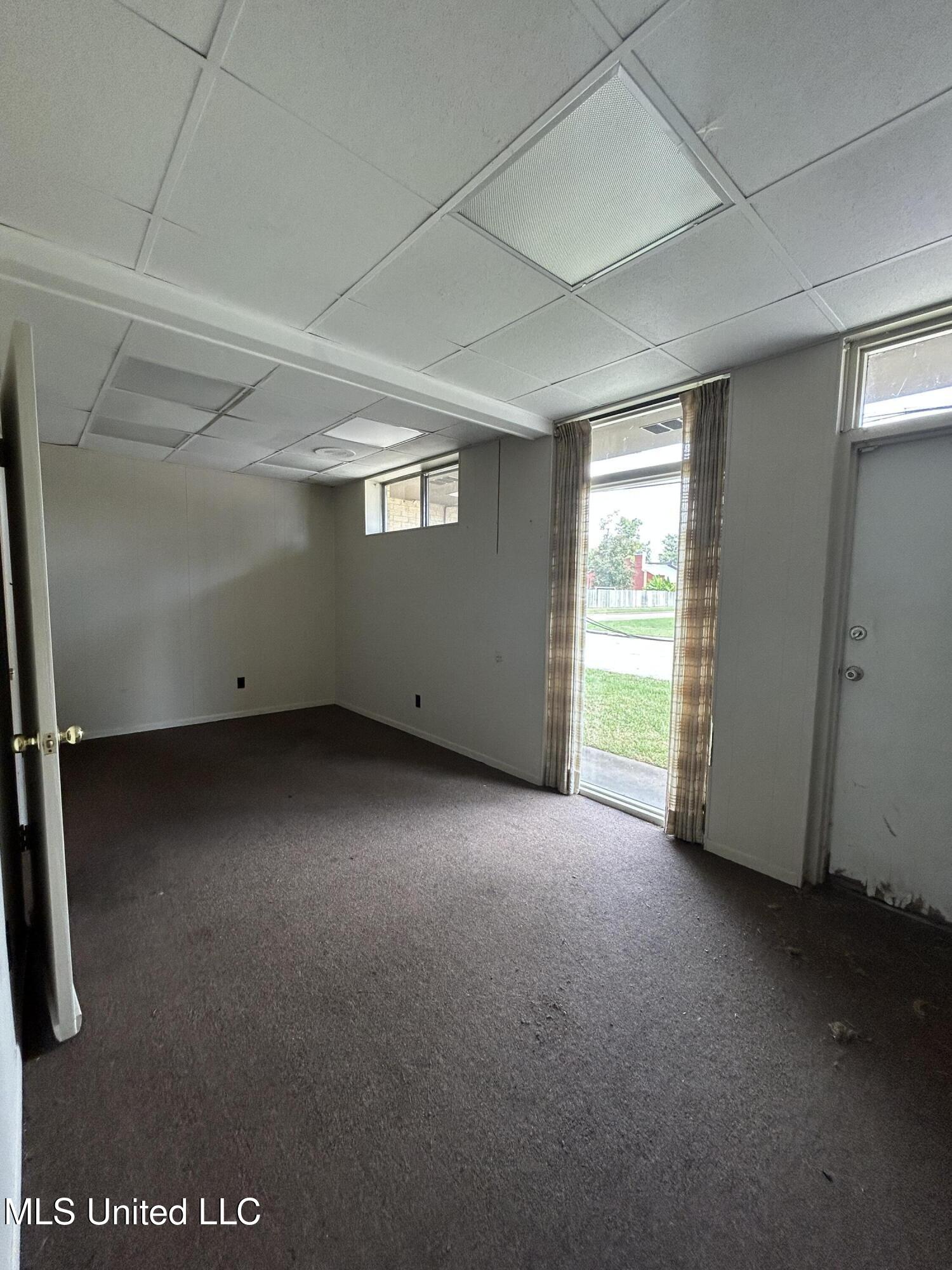 102 East Claiborne, B