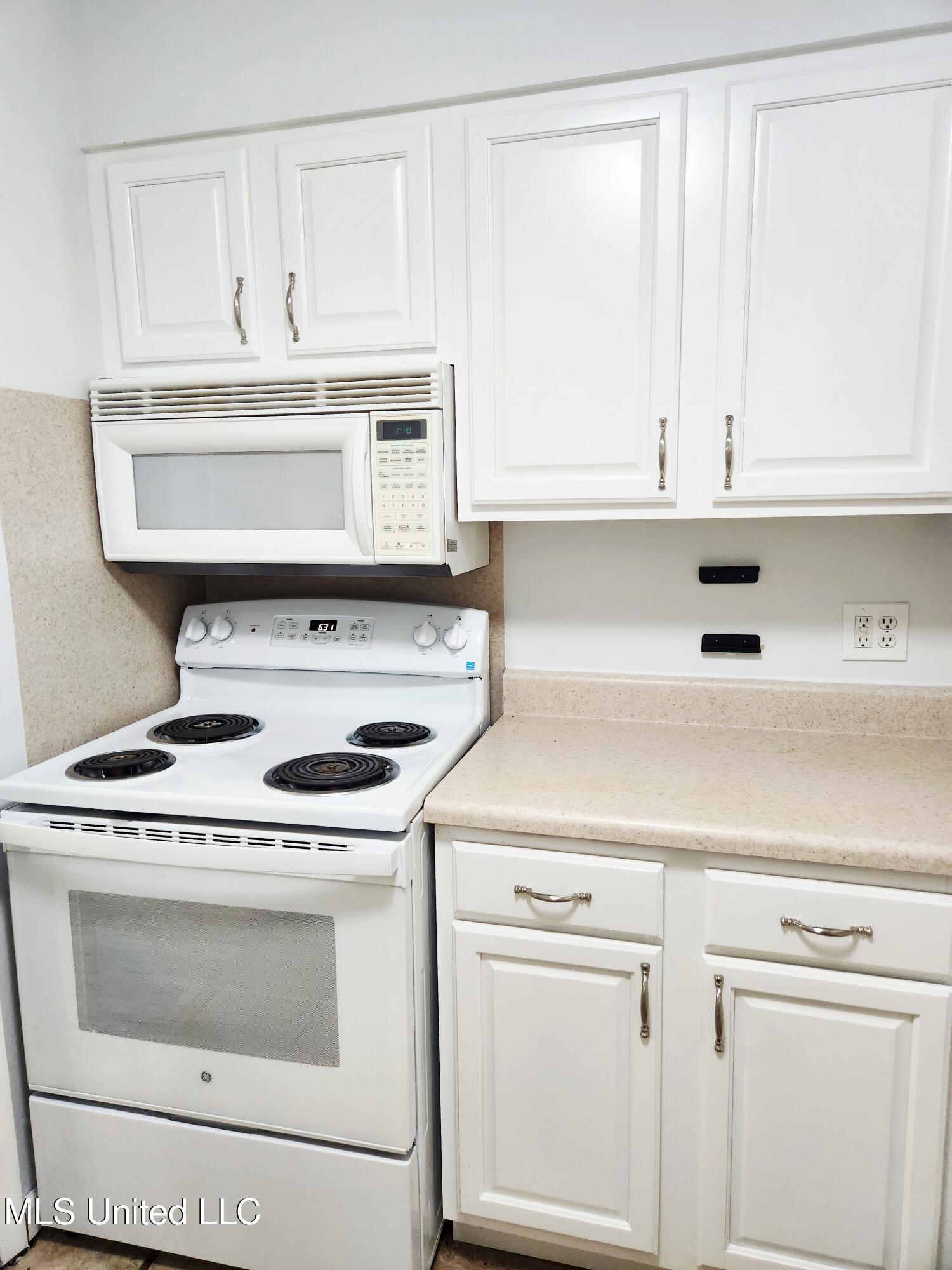 5155 Wayneland Drive, F3