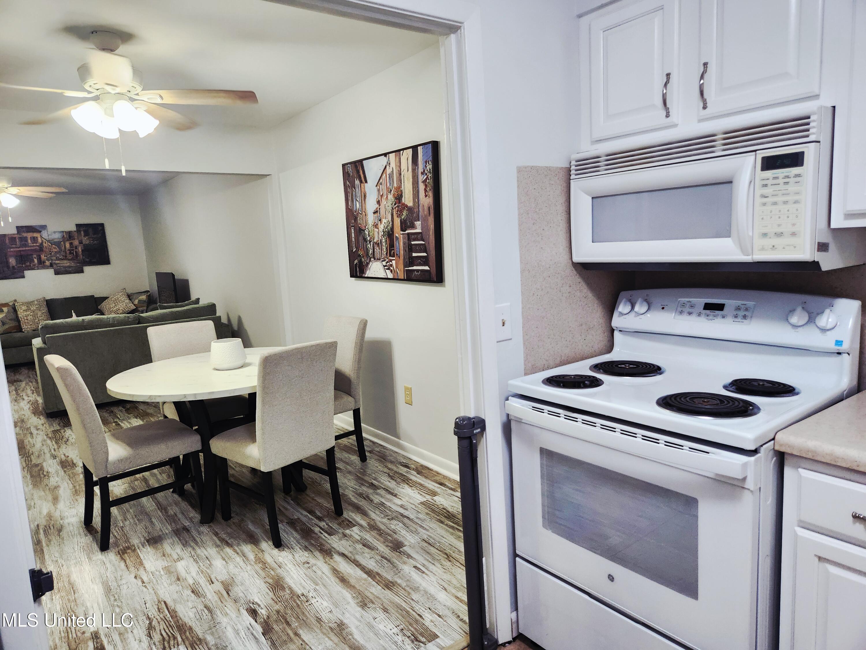 5155 Wayneland Drive, F3