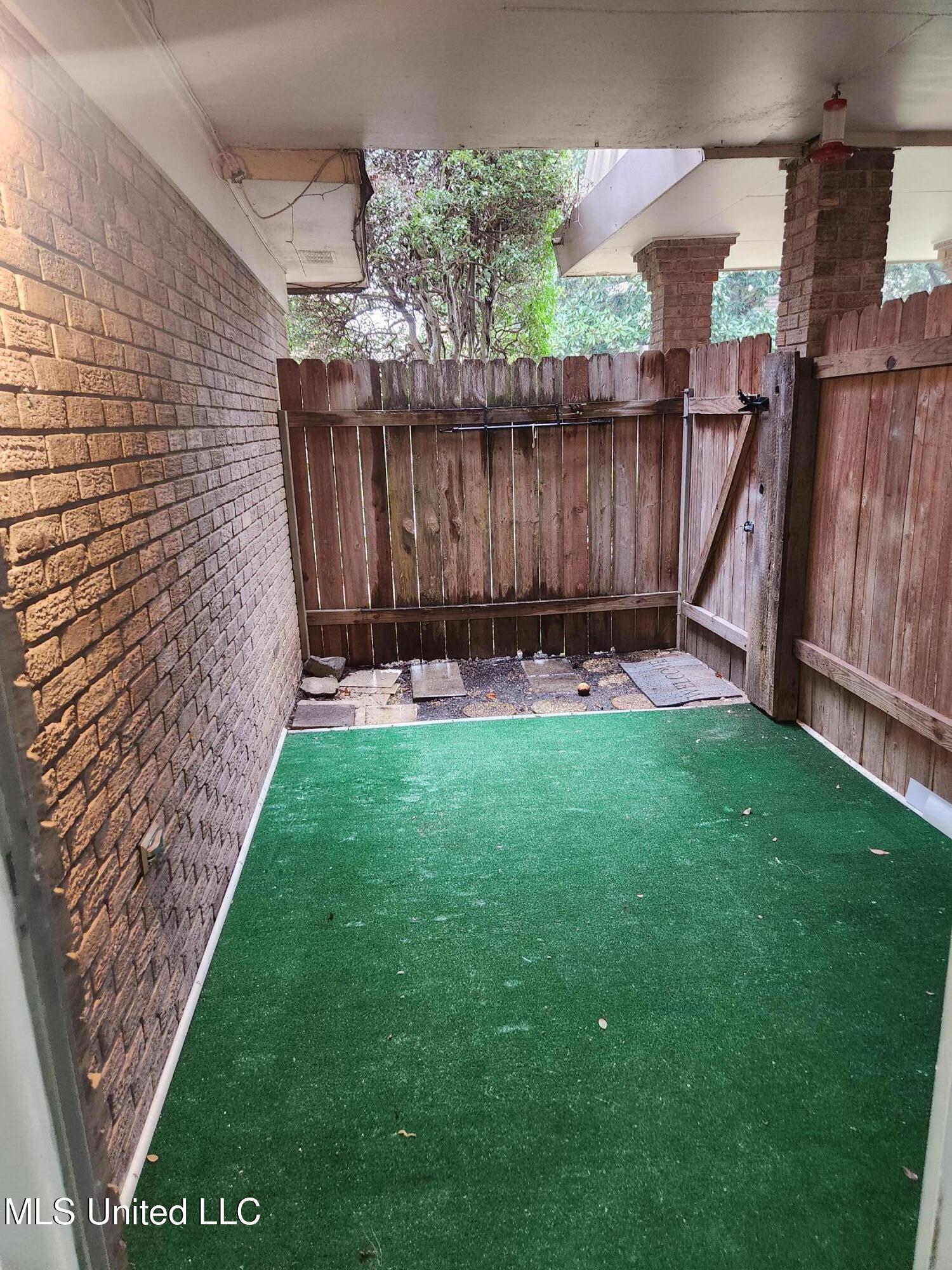 5155 Wayneland Drive, F3