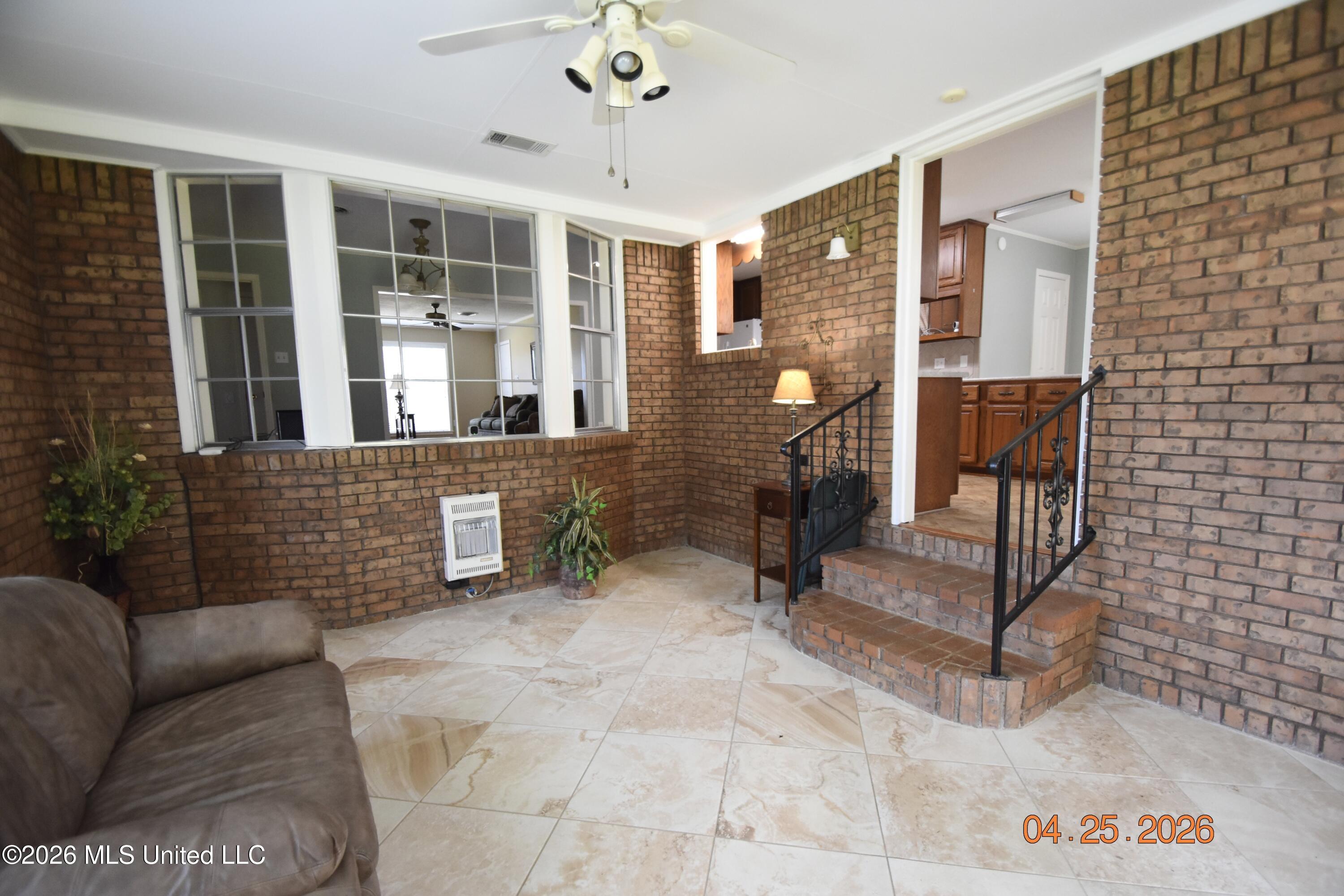 2049 Oakhurst Drive