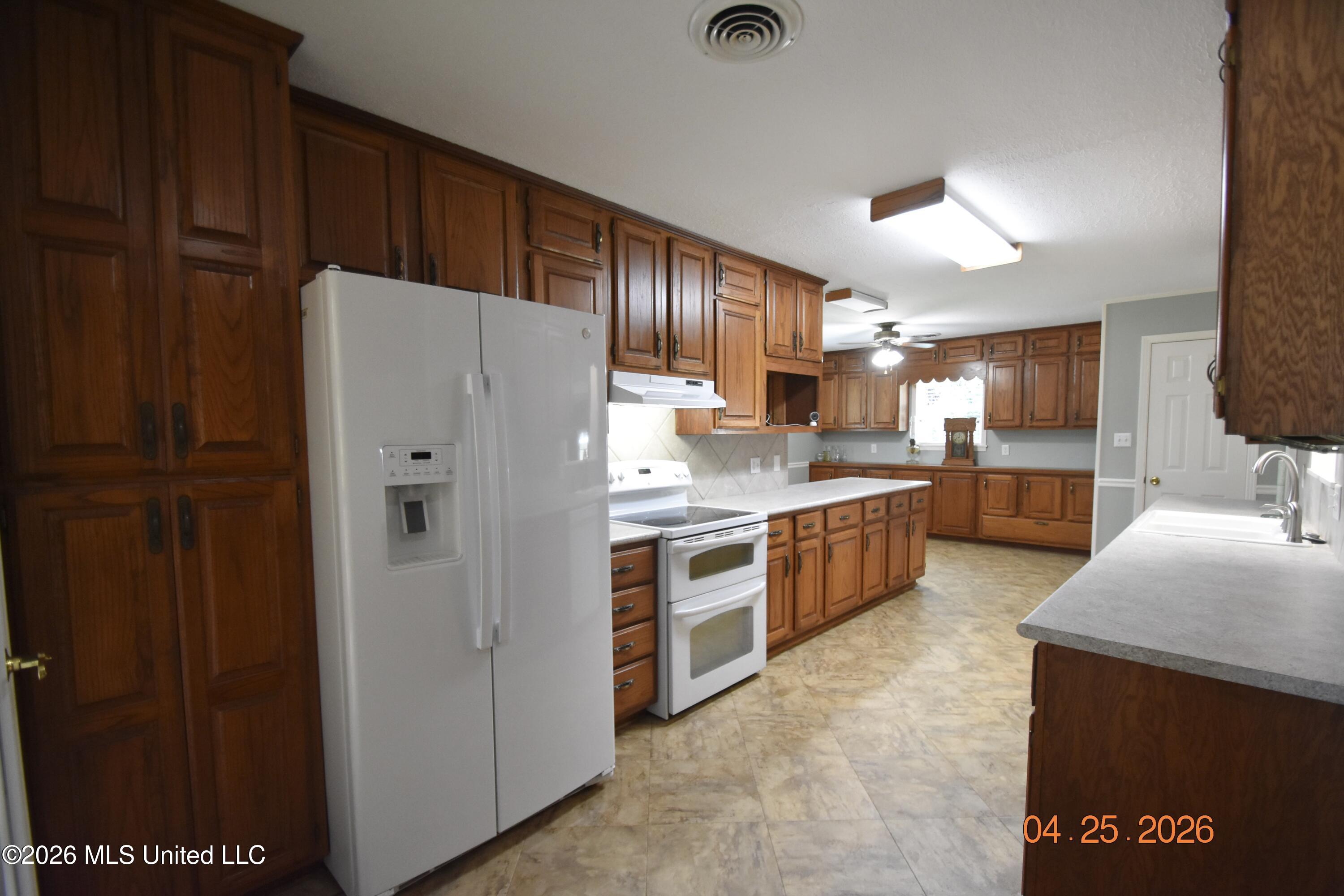 2049 Oakhurst Drive