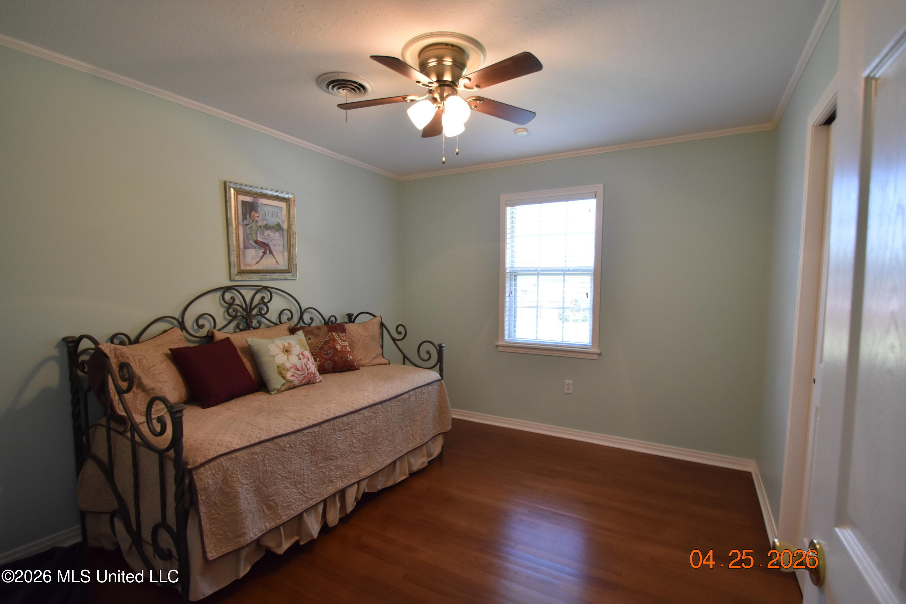 2049 Oakhurst Drive