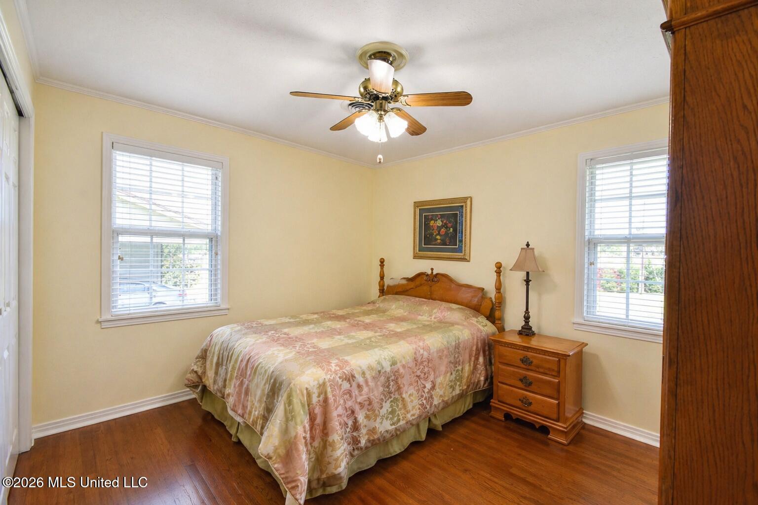 2049 Oakhurst Drive