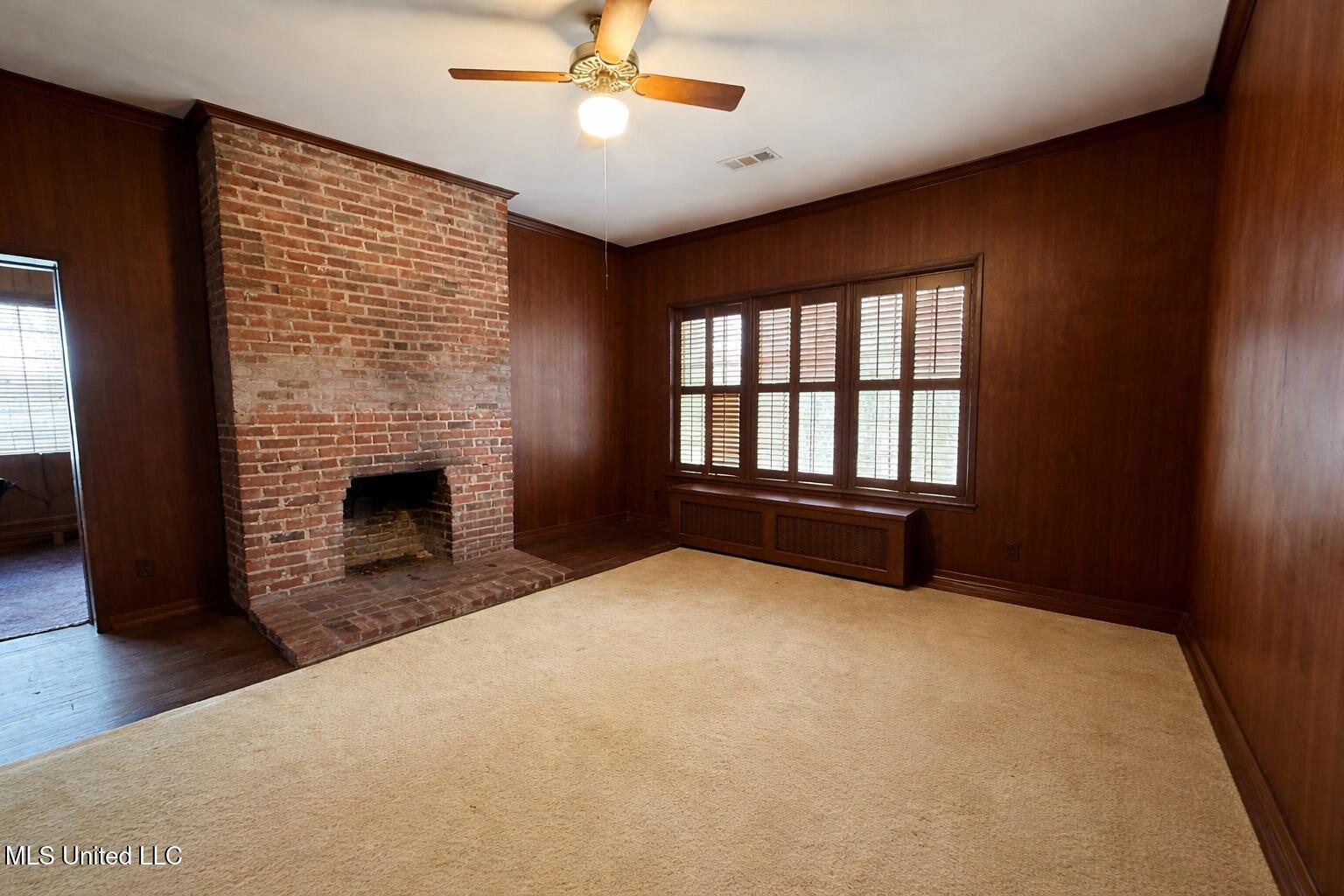 2502 W Claiborne Avenue