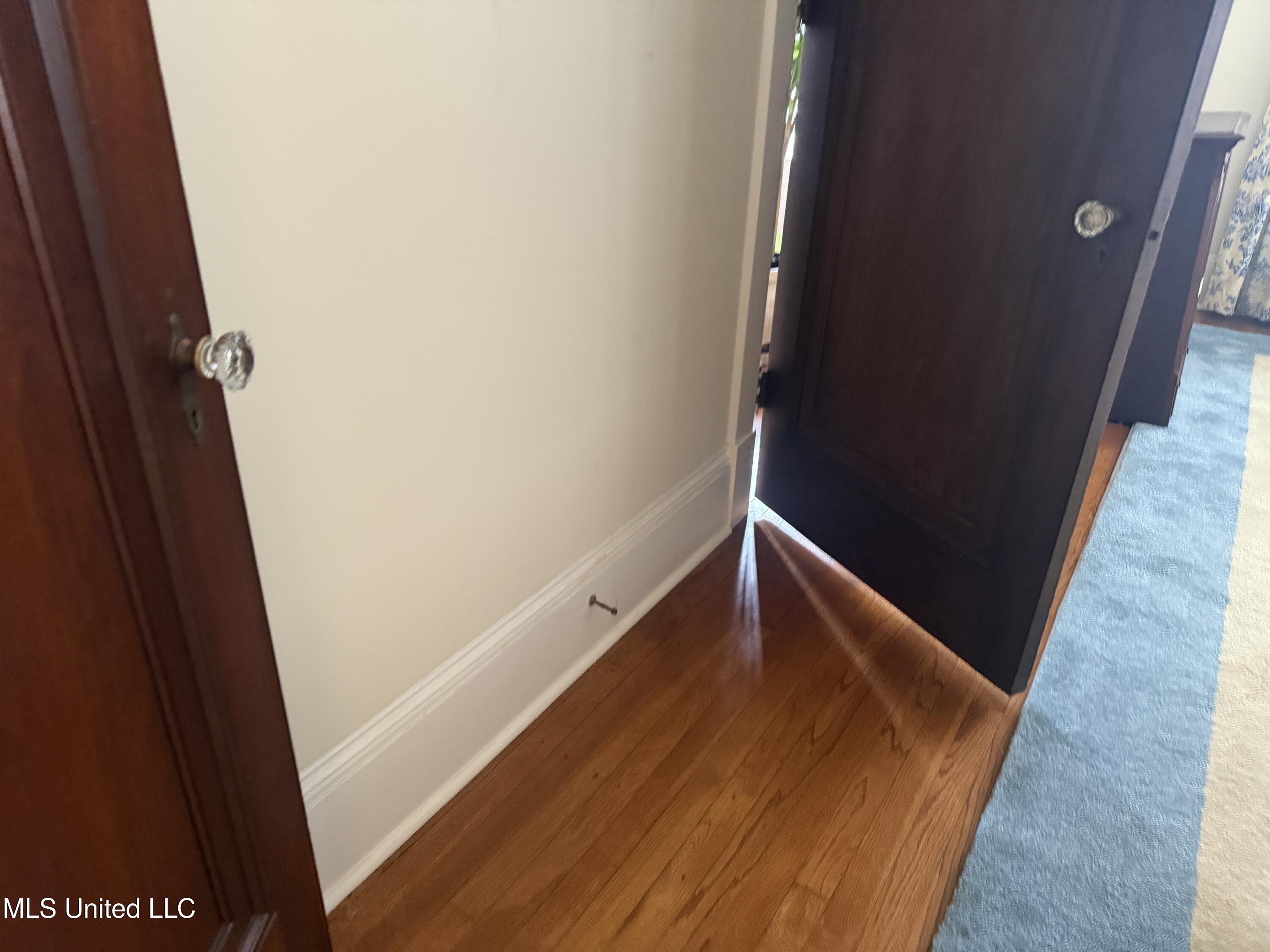 2502 W Claiborne Avenue