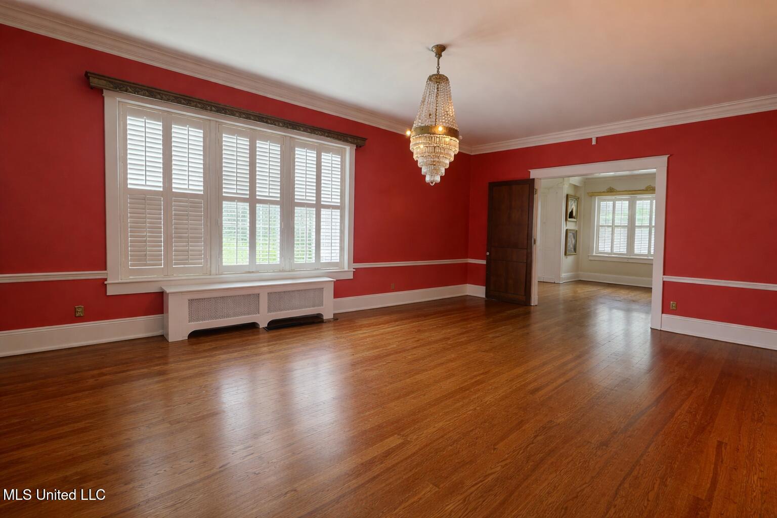 2502 W Claiborne Avenue