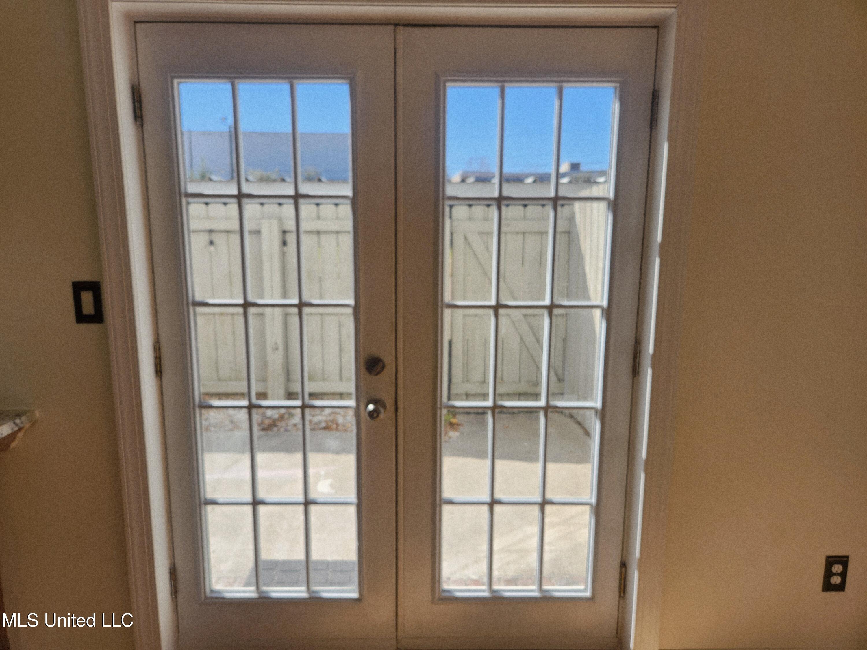 5025 Wayneland Drive, H3