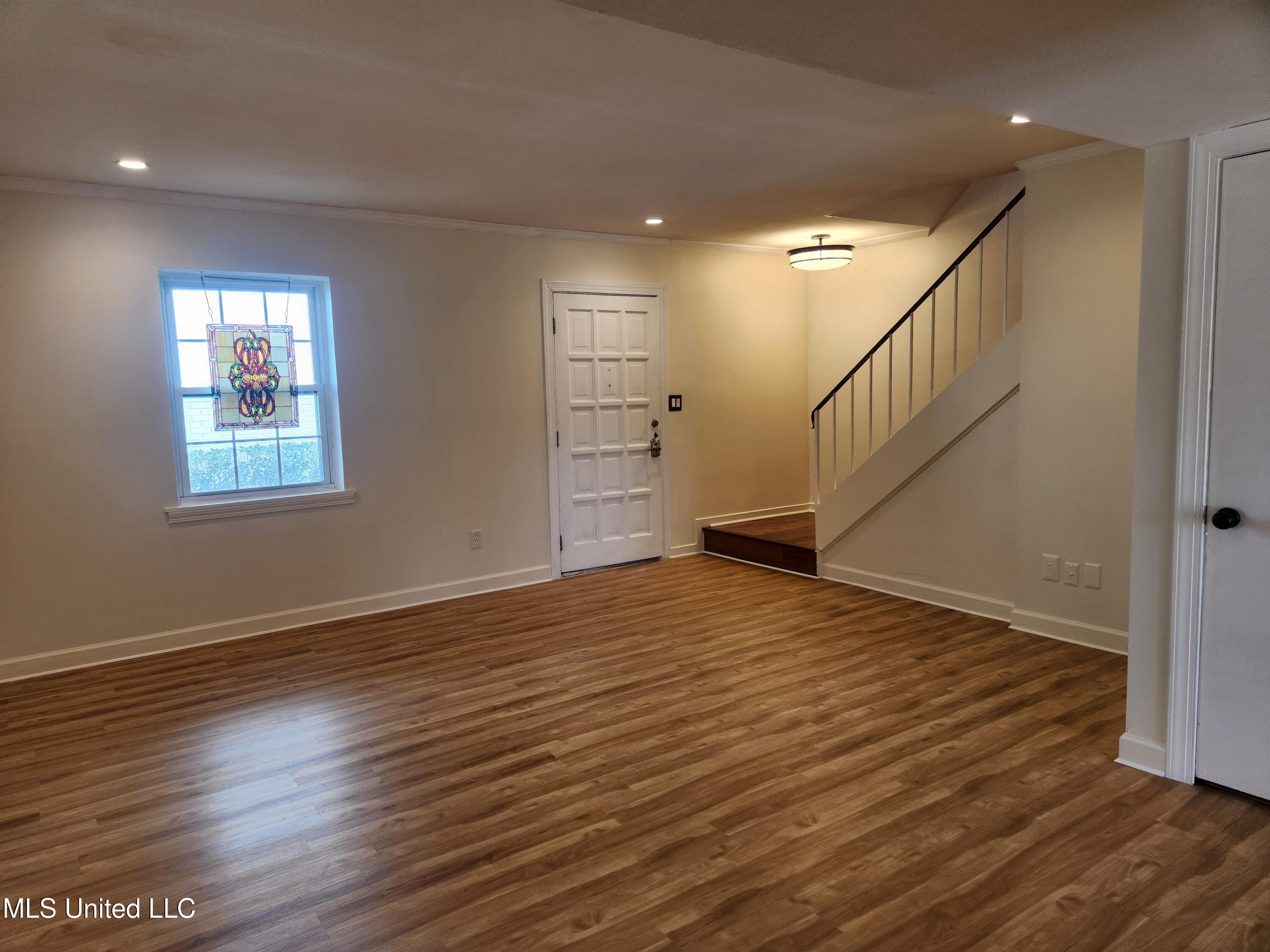 5025 Wayneland Drive, H3