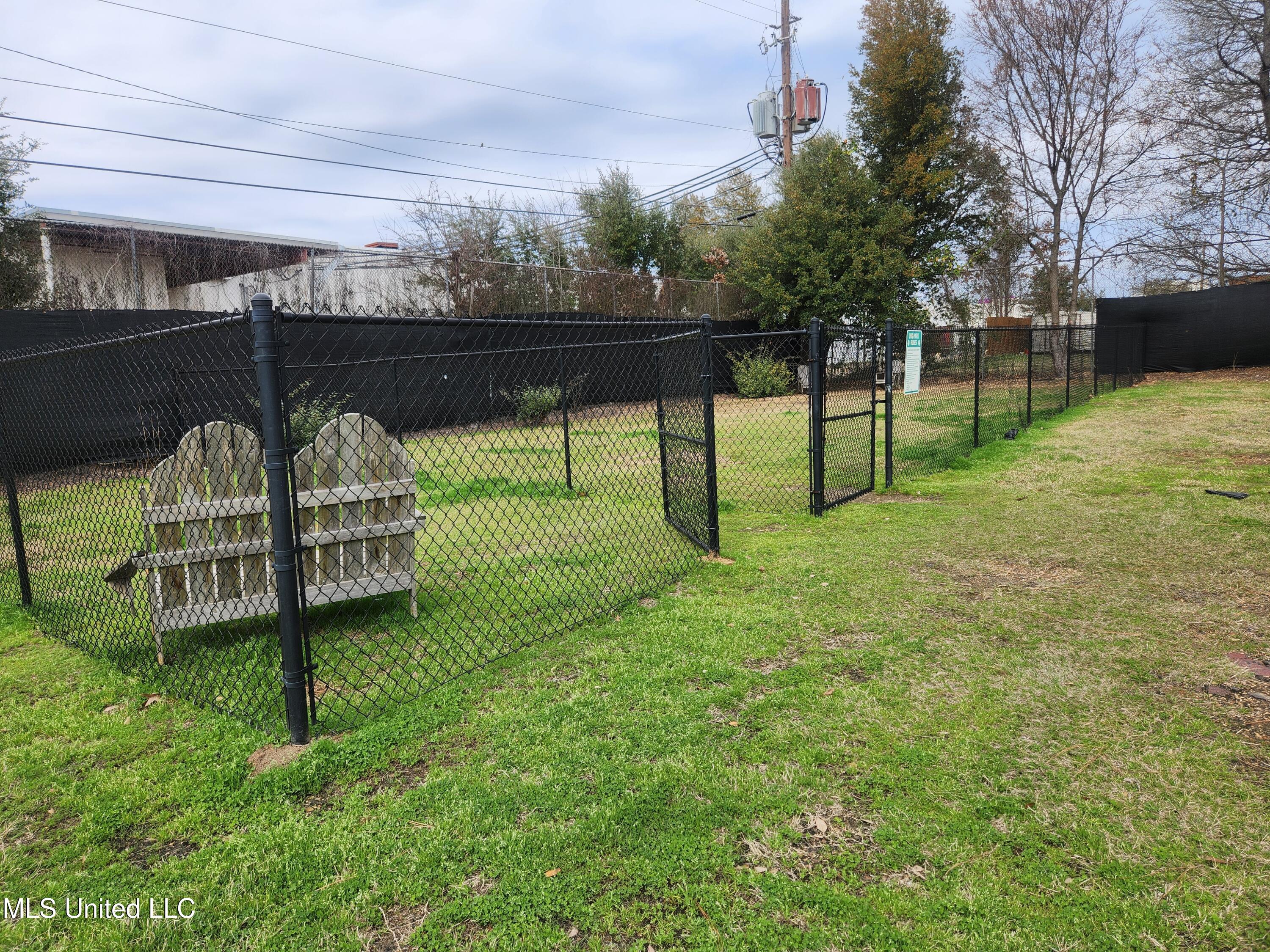 5025 Wayneland Drive, H3