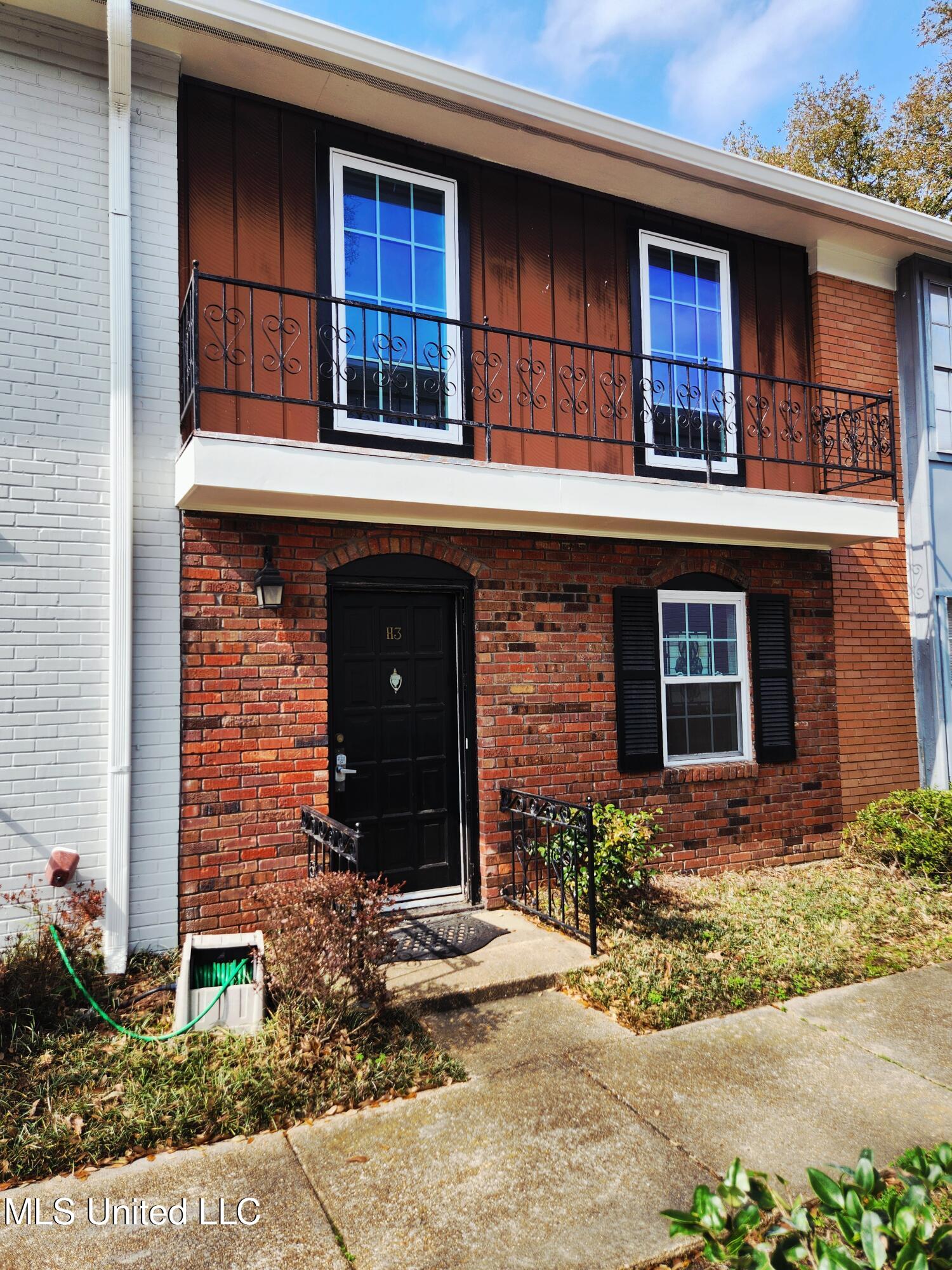 5025 Wayneland Drive, H3