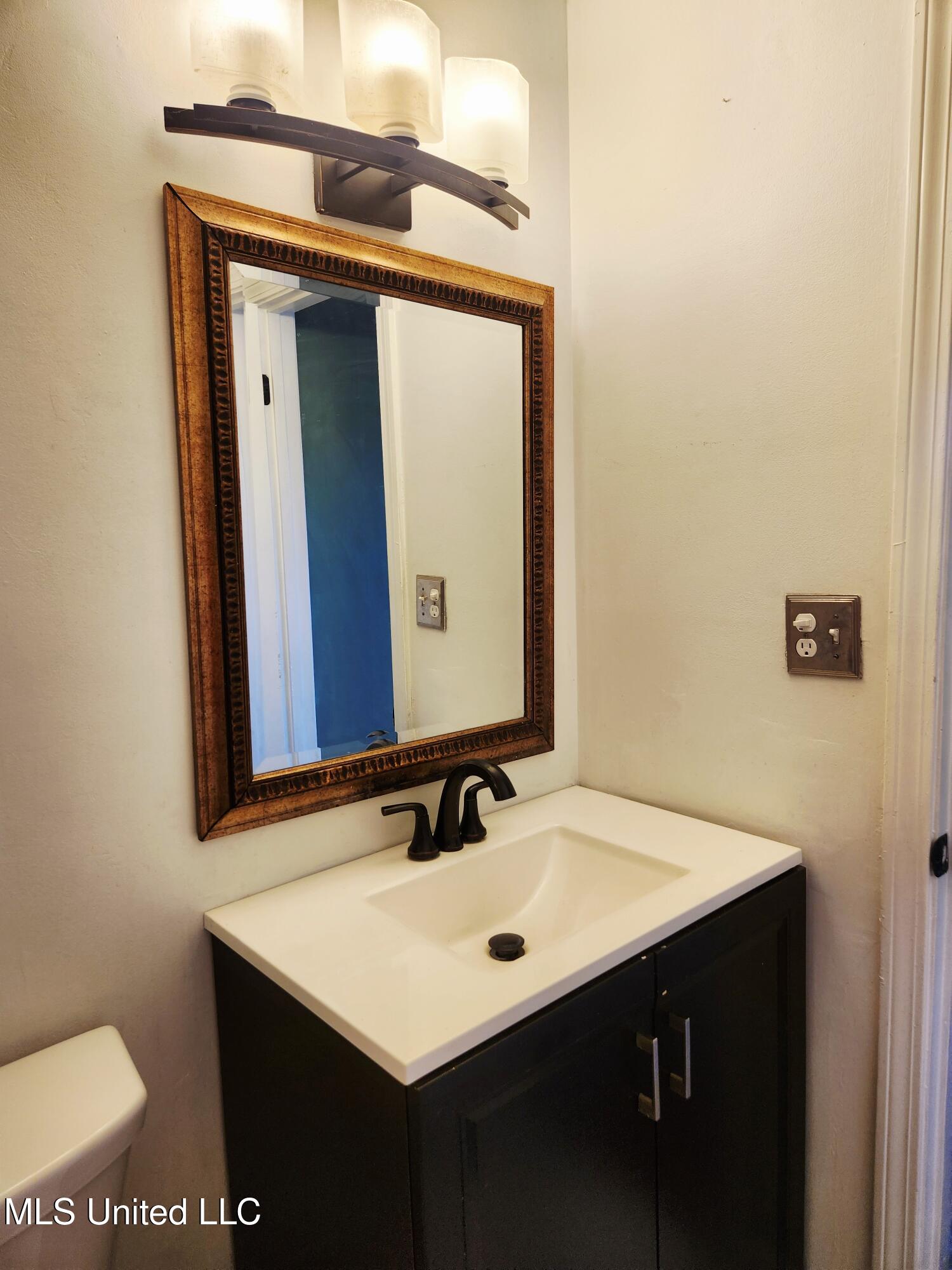 5025 Wayneland Drive, H3