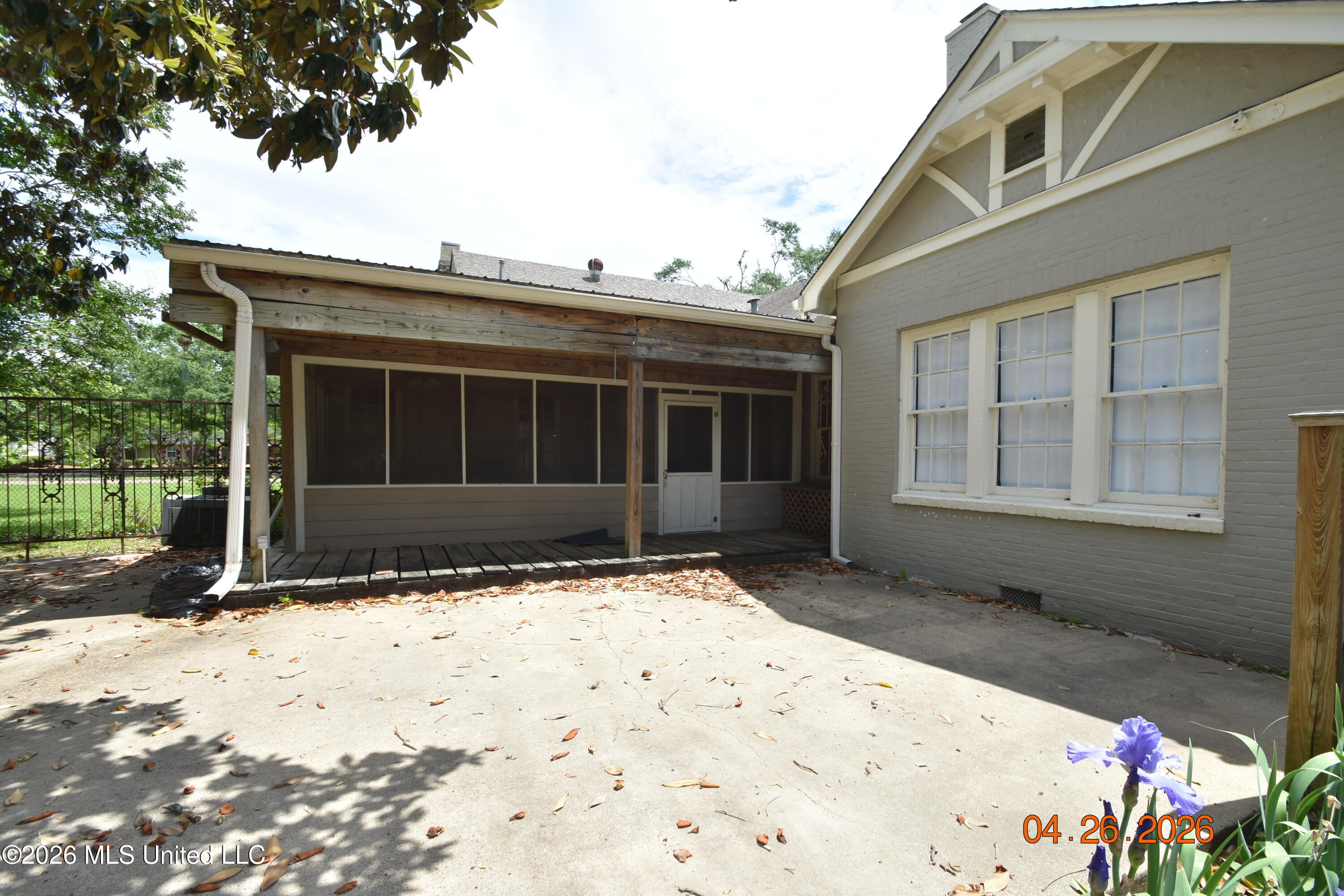 705 Grand Boulevard