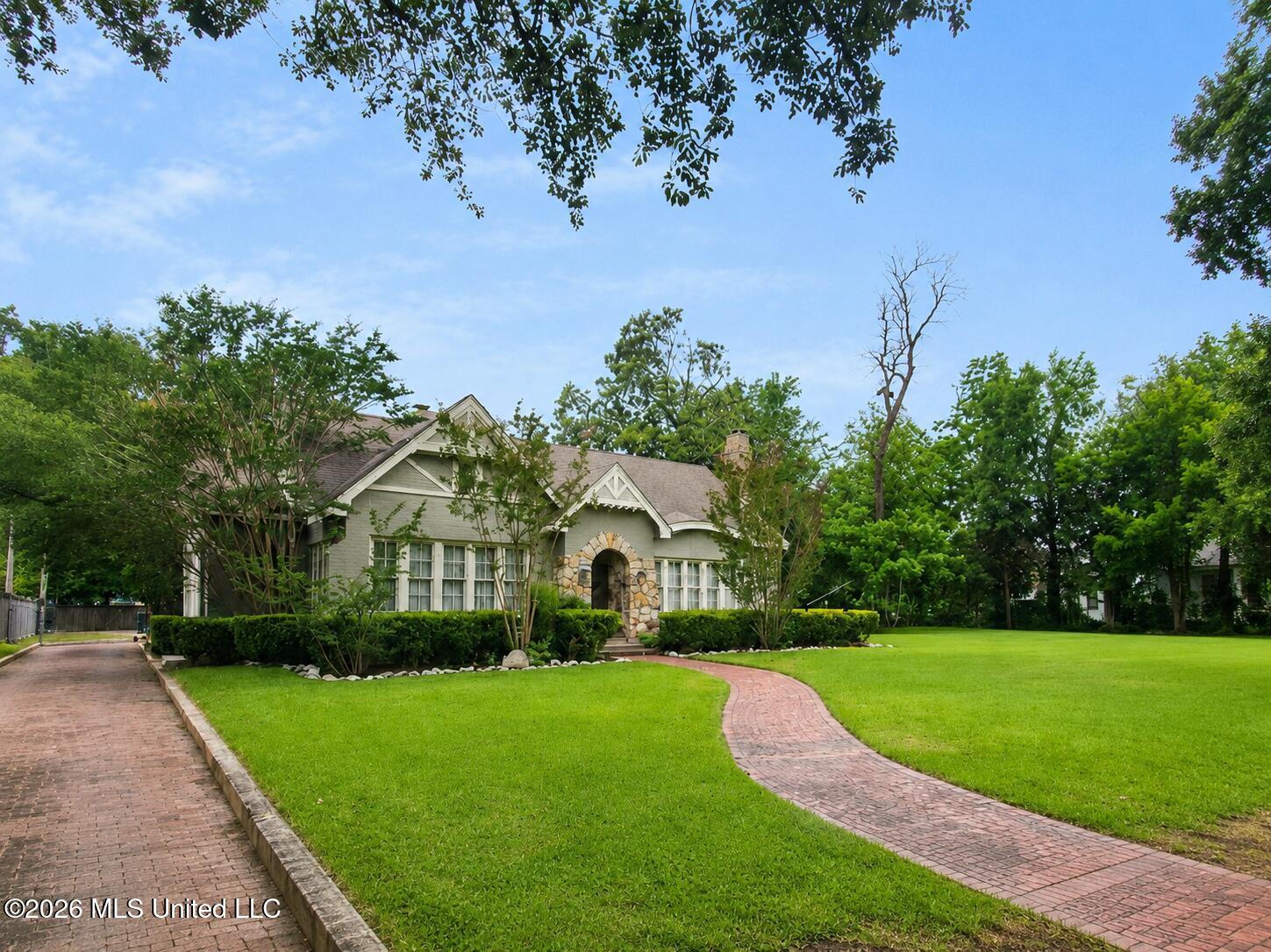 705 Grand Boulevard