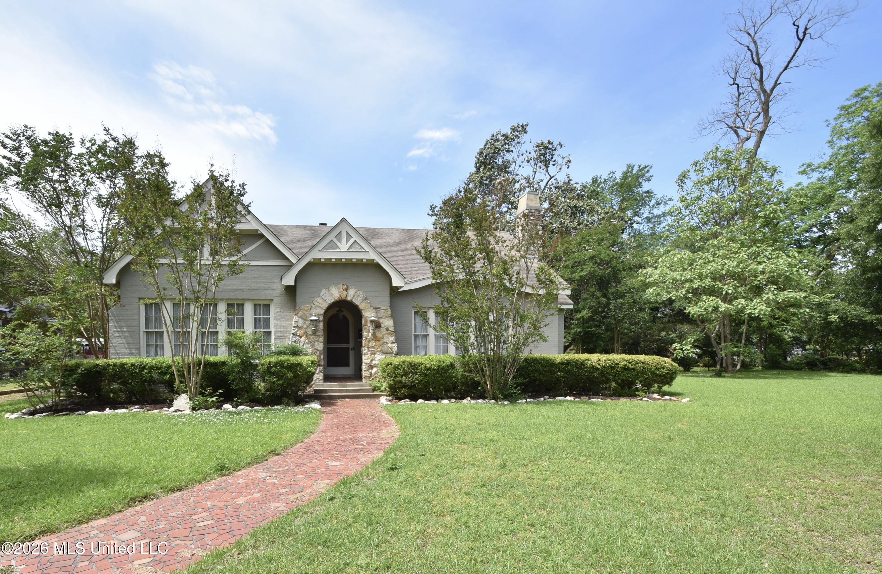 705 Grand Boulevard
