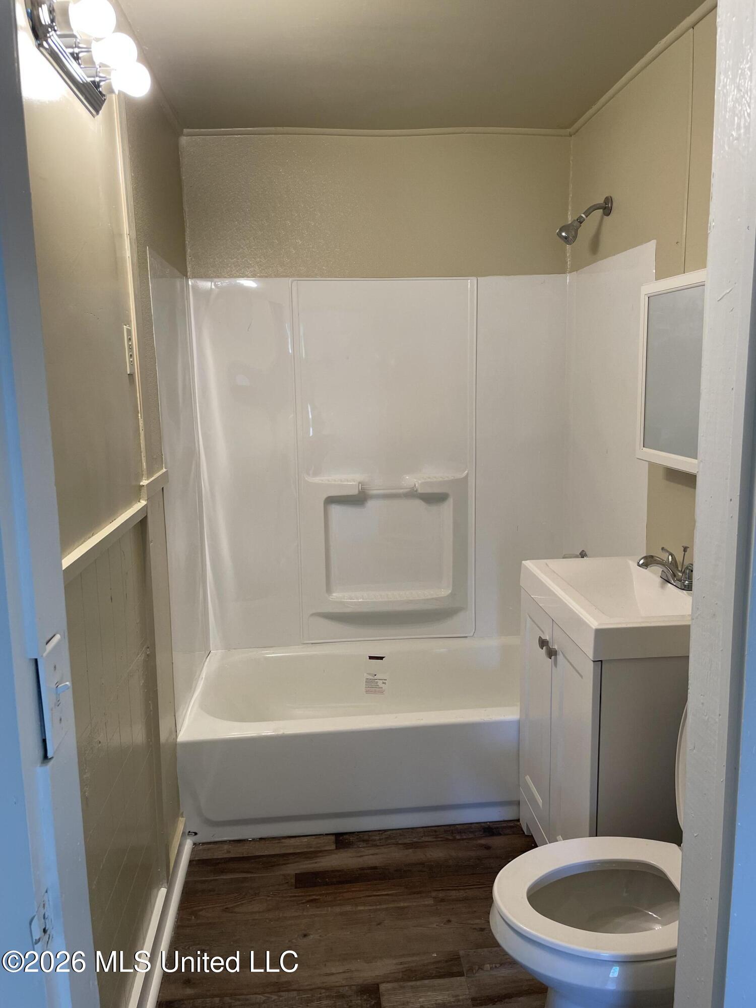 2011 Carrollton Avenue