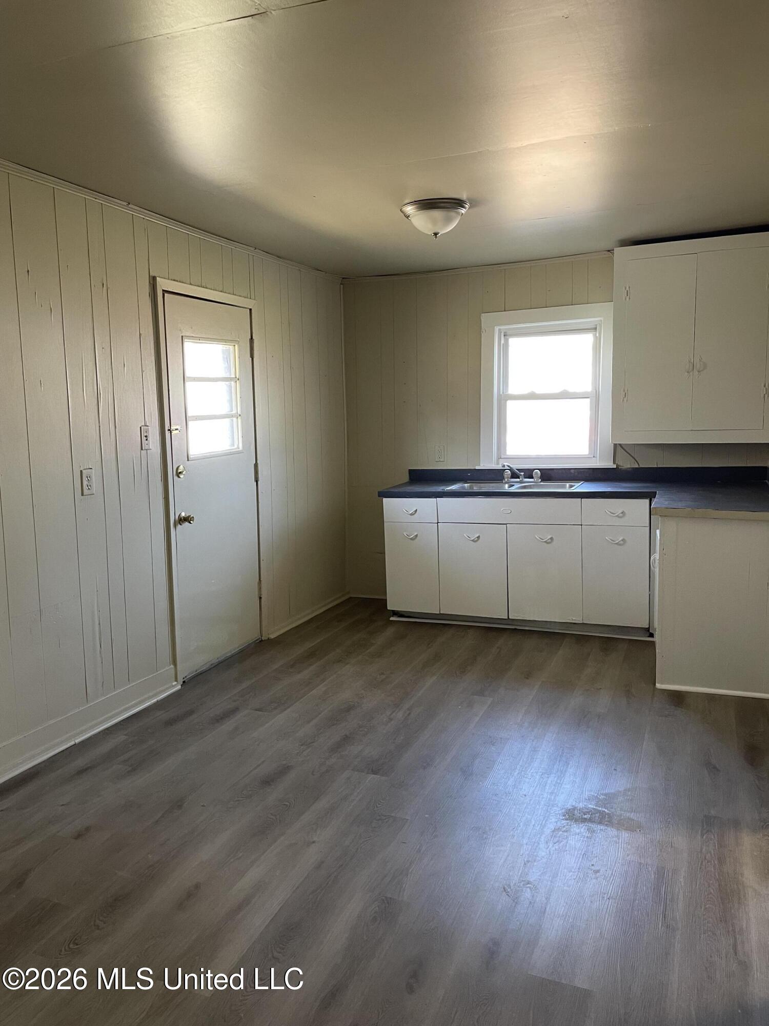 2011 Carrollton Avenue