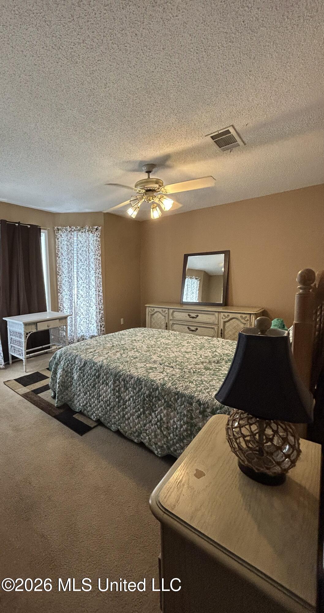 1203 Peggy Lane