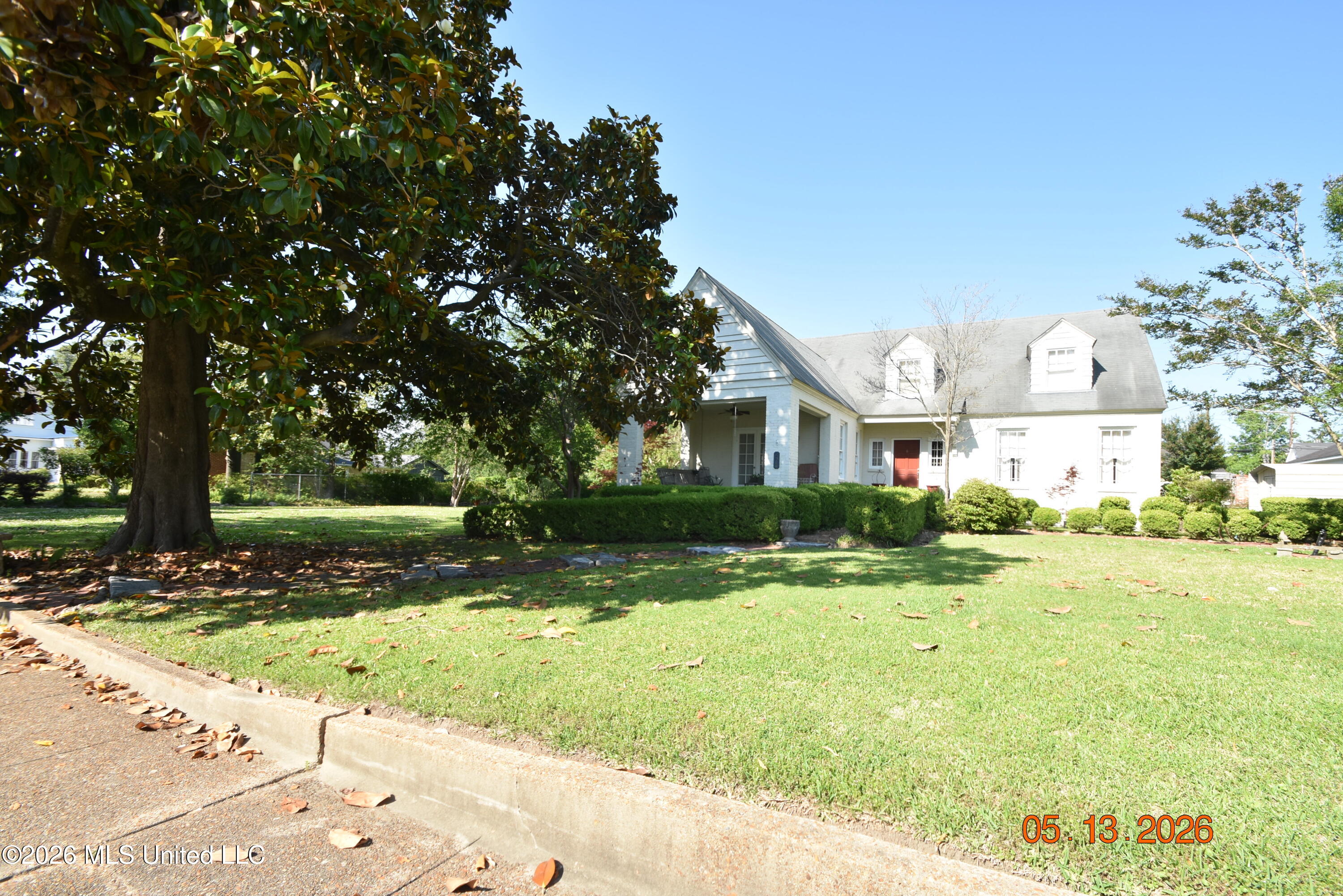 204 Grand Boulevard