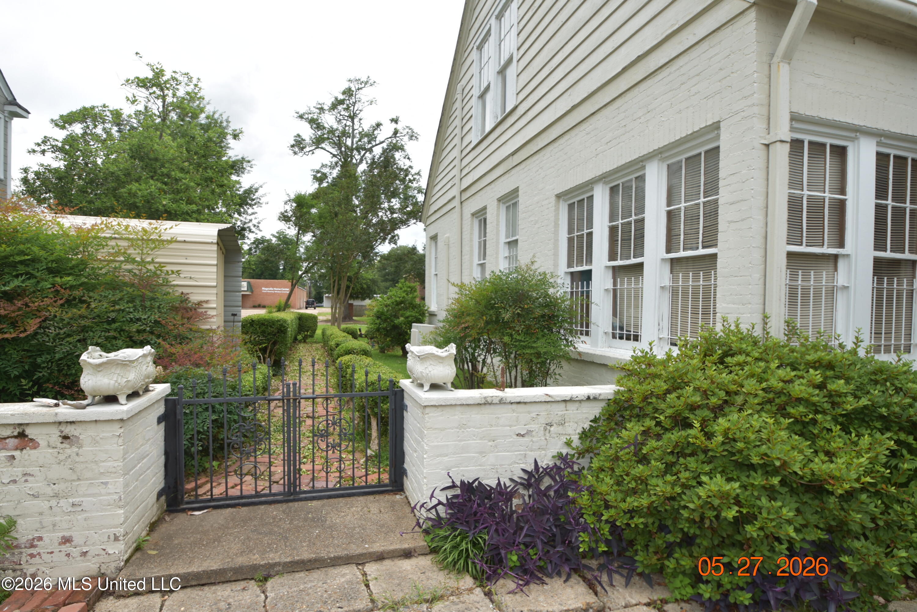 204 Grand Boulevard
