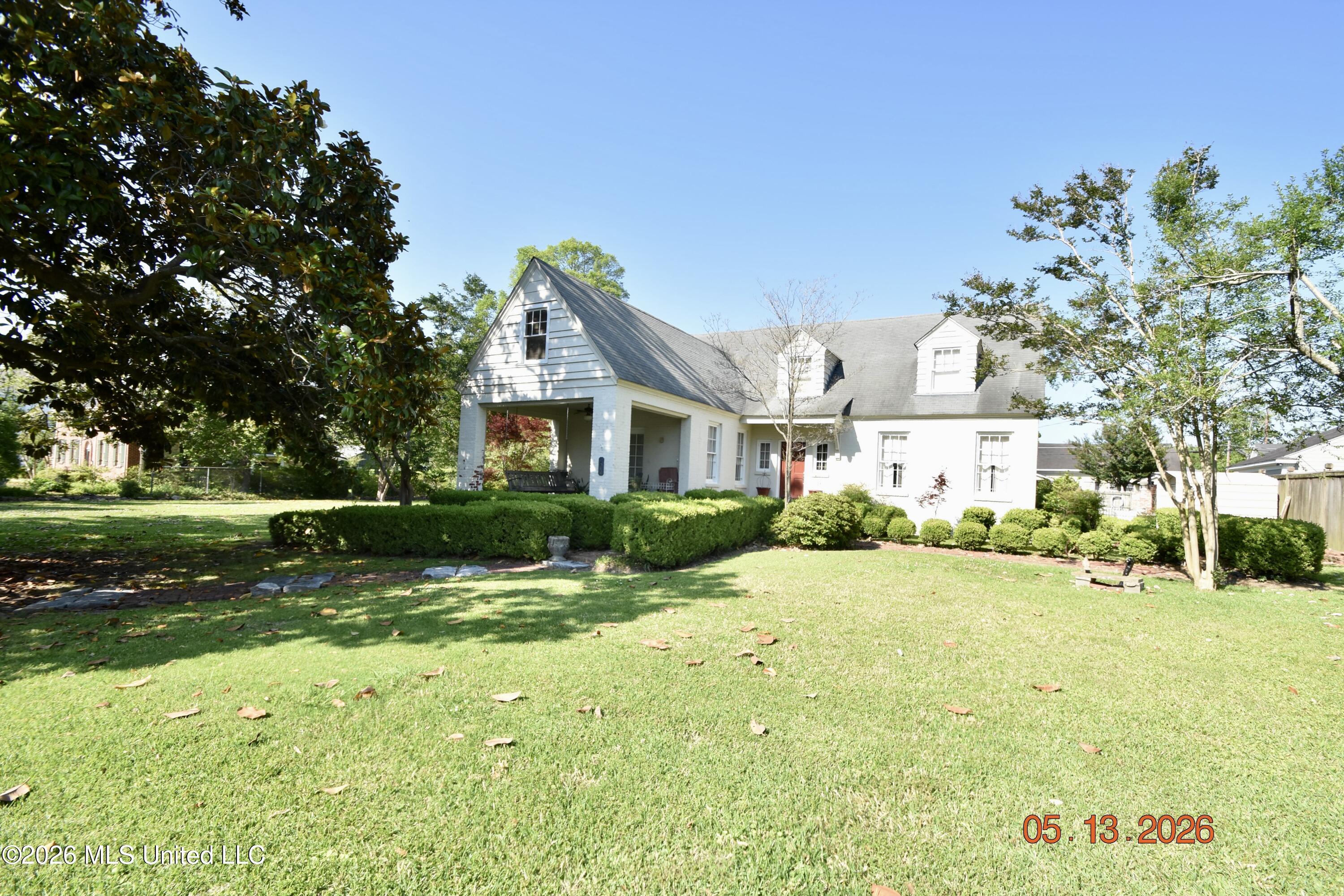 204 Grand Boulevard