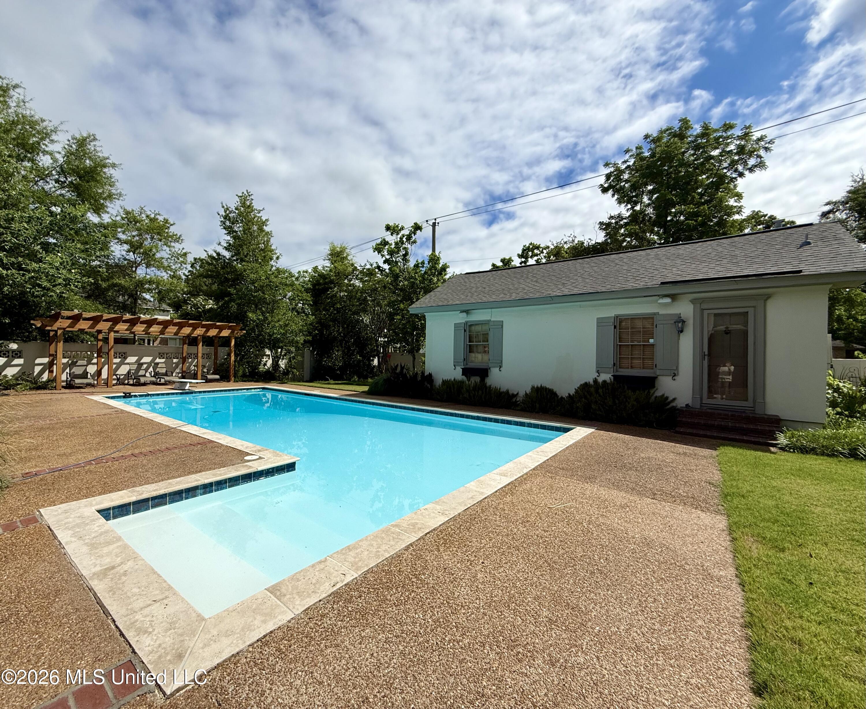 318 Grand Boulevard