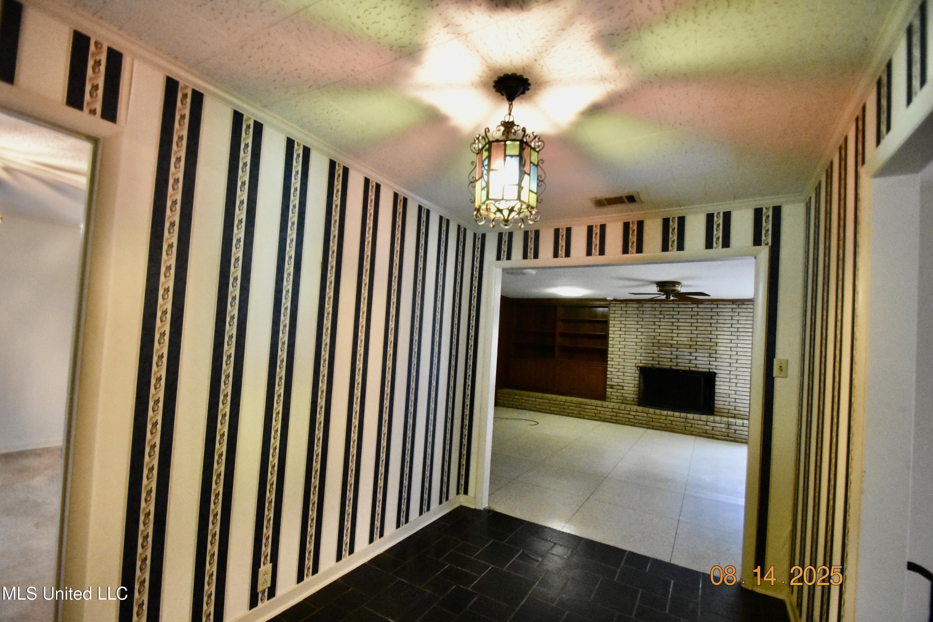 503 East Park Avenue