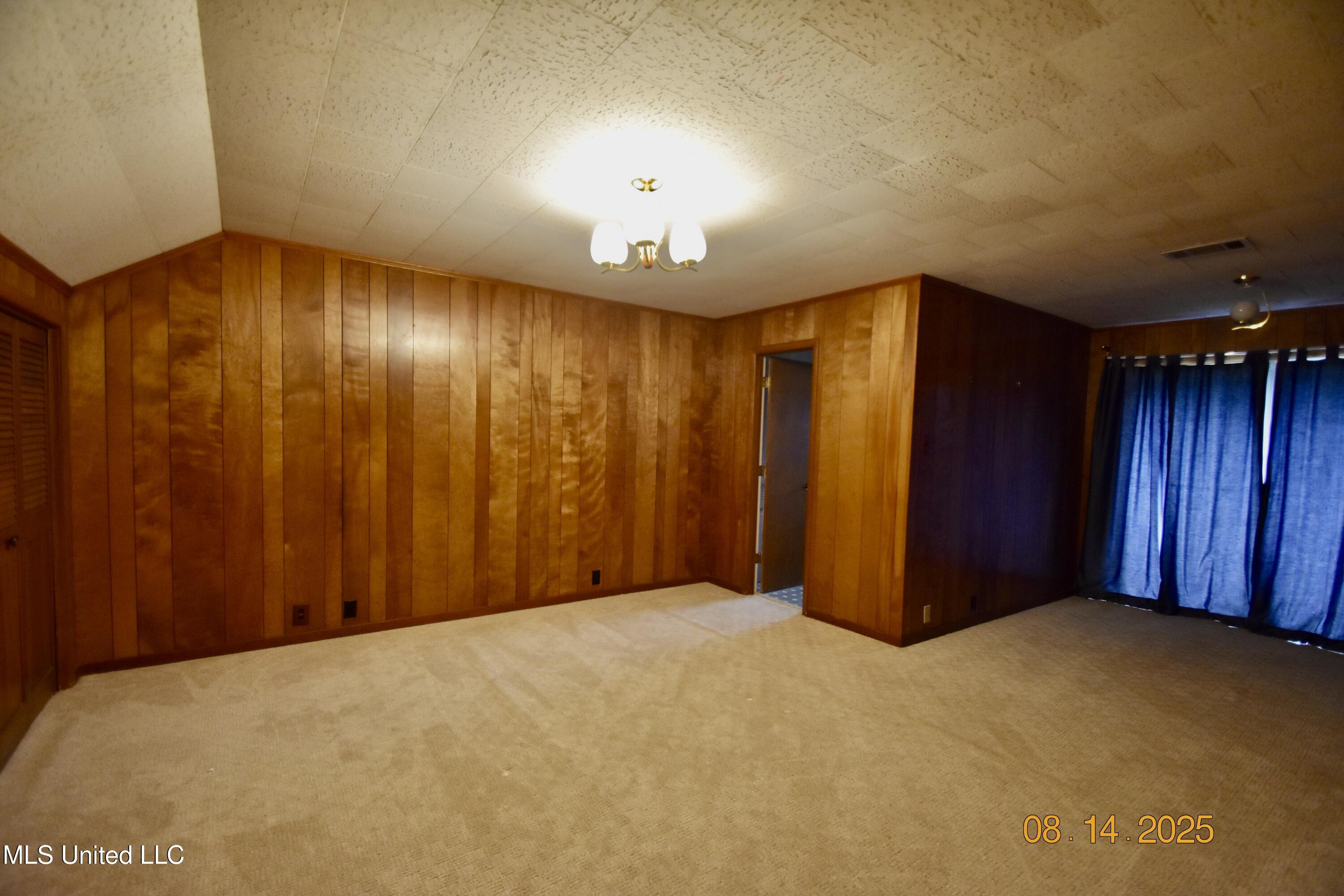 503 East Park Avenue