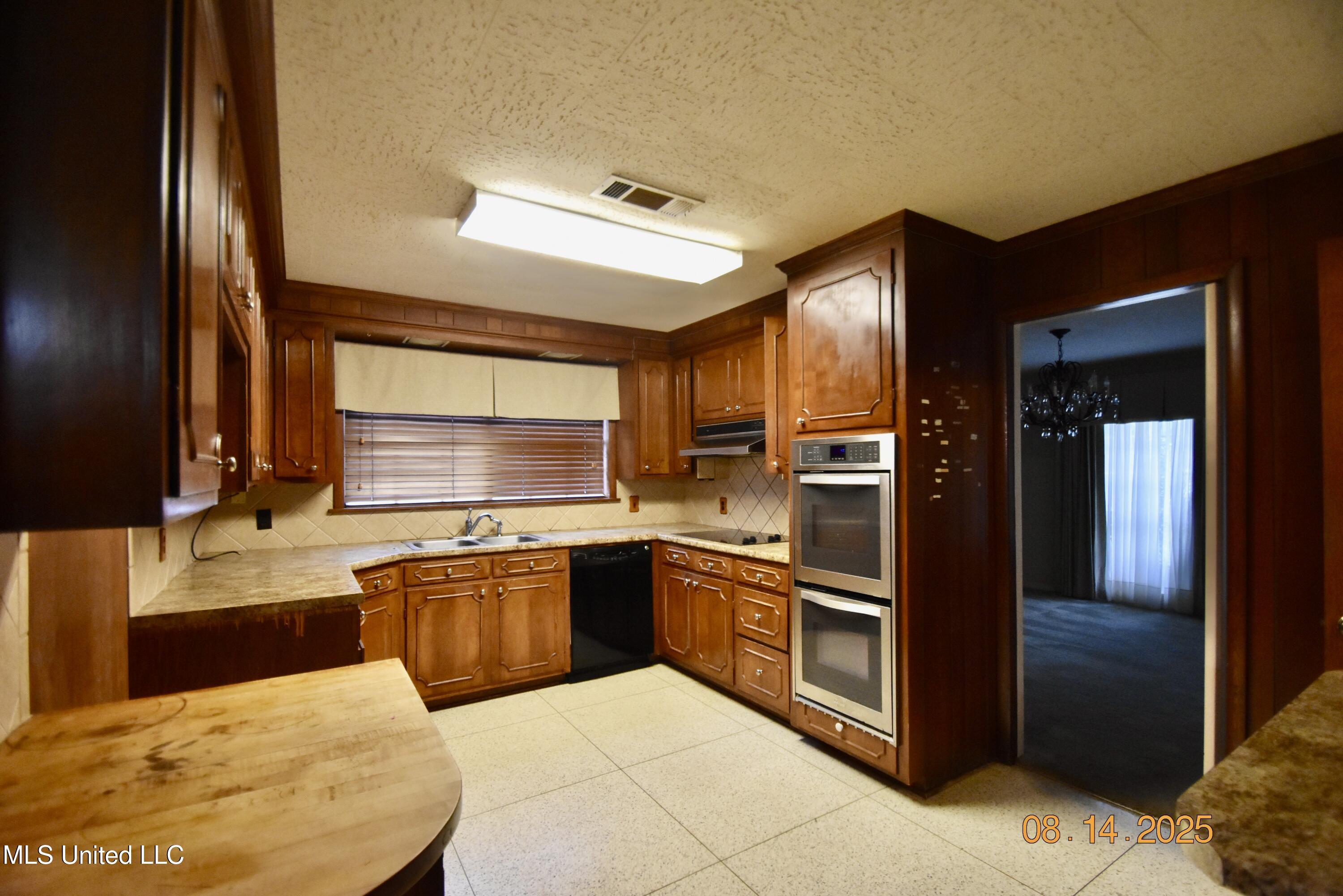 503 East Park Avenue