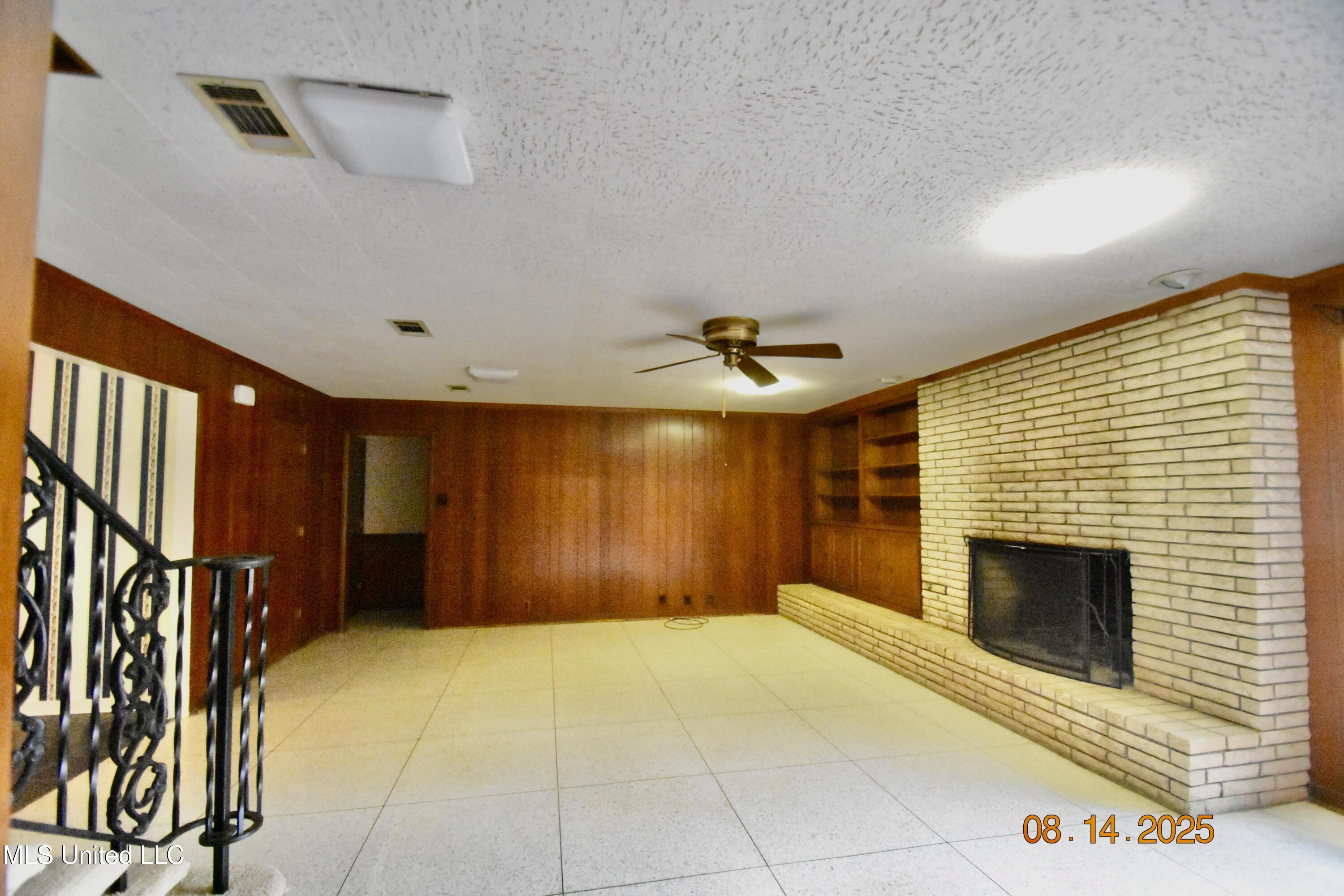 503 East Park Avenue