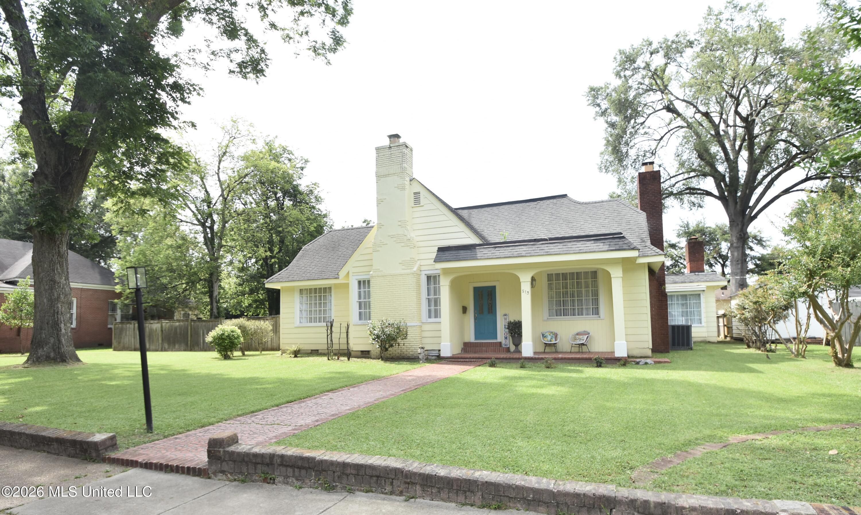 513 Crockett Avenue