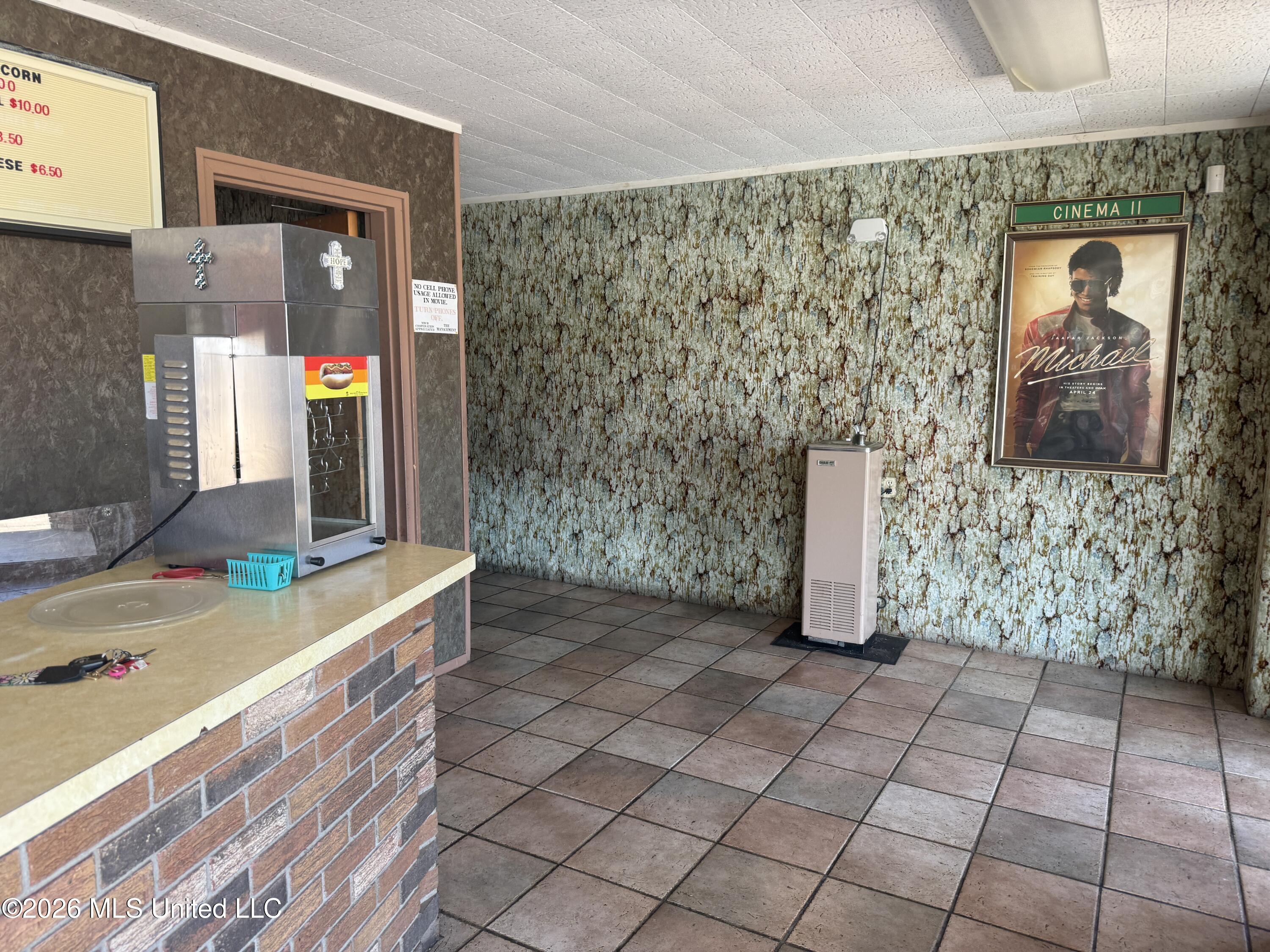 1405 Plaza Drive