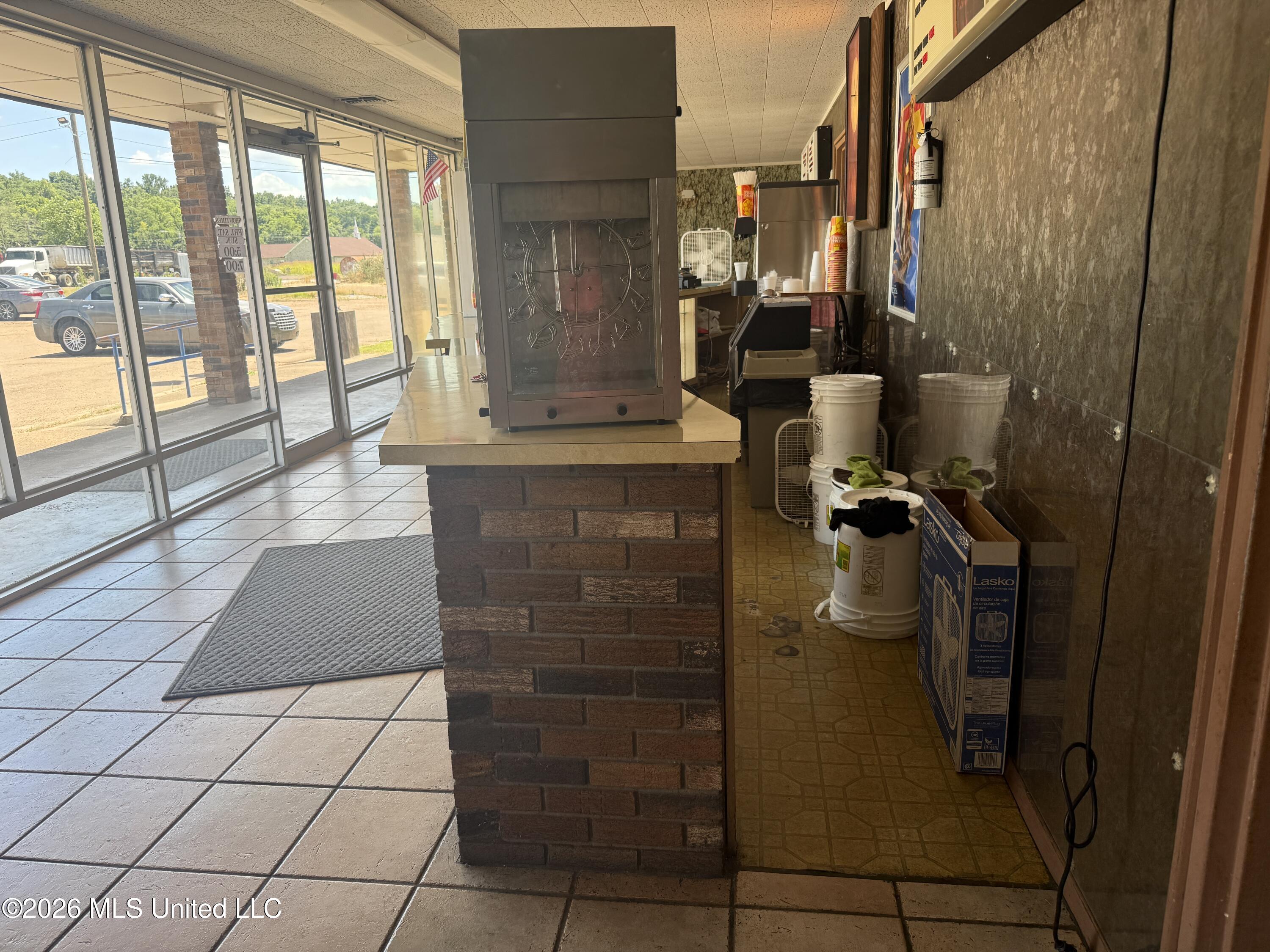 1405 Plaza Drive