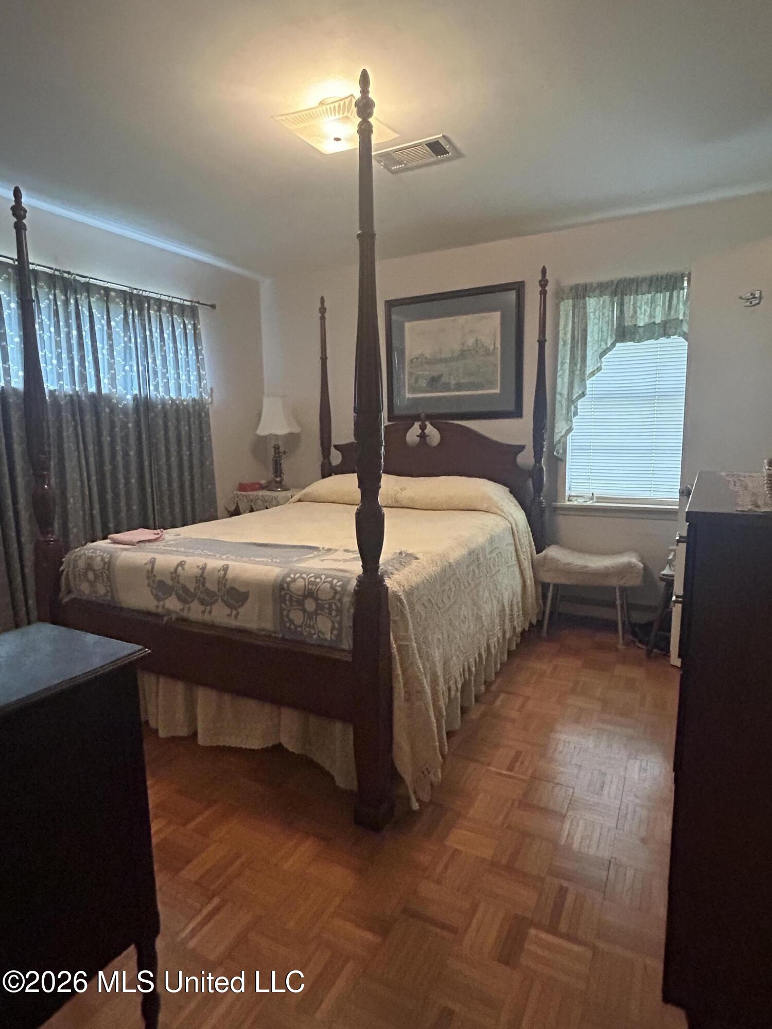 27 Sunset Circle