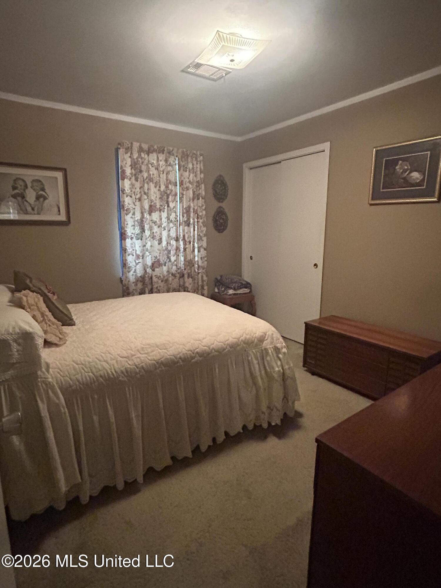 27 Sunset Circle