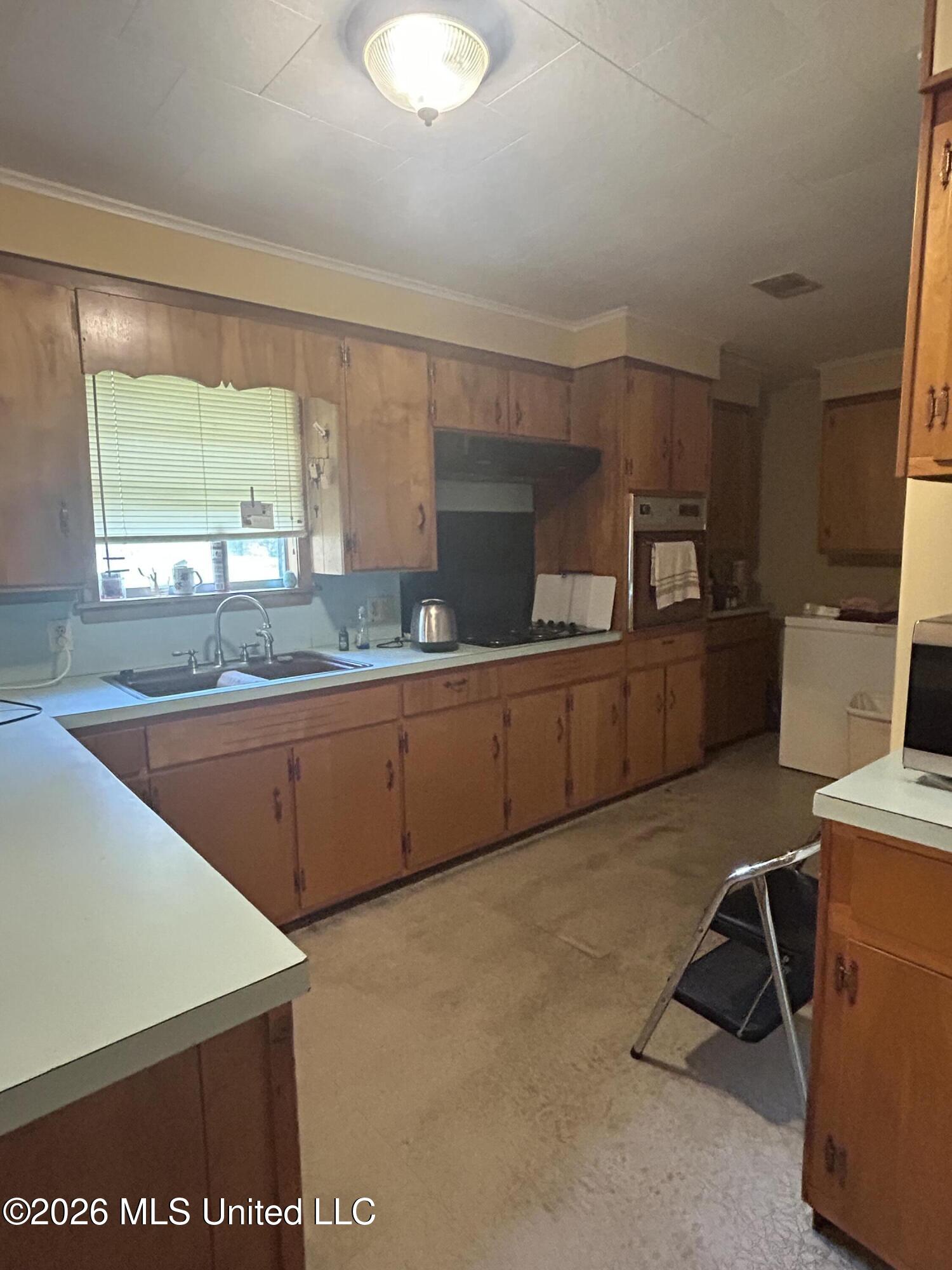 27 Sunset Circle