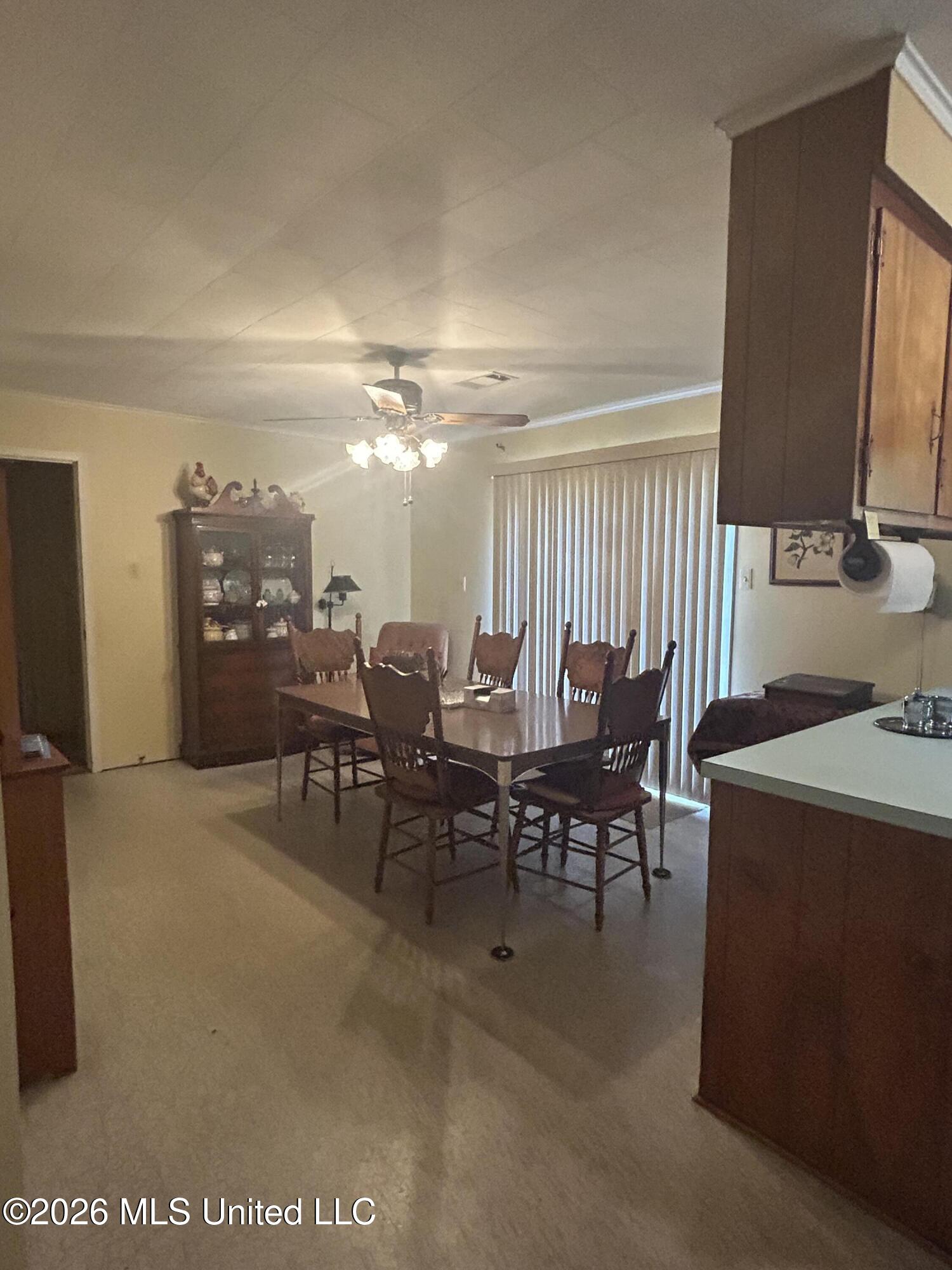 27 Sunset Circle