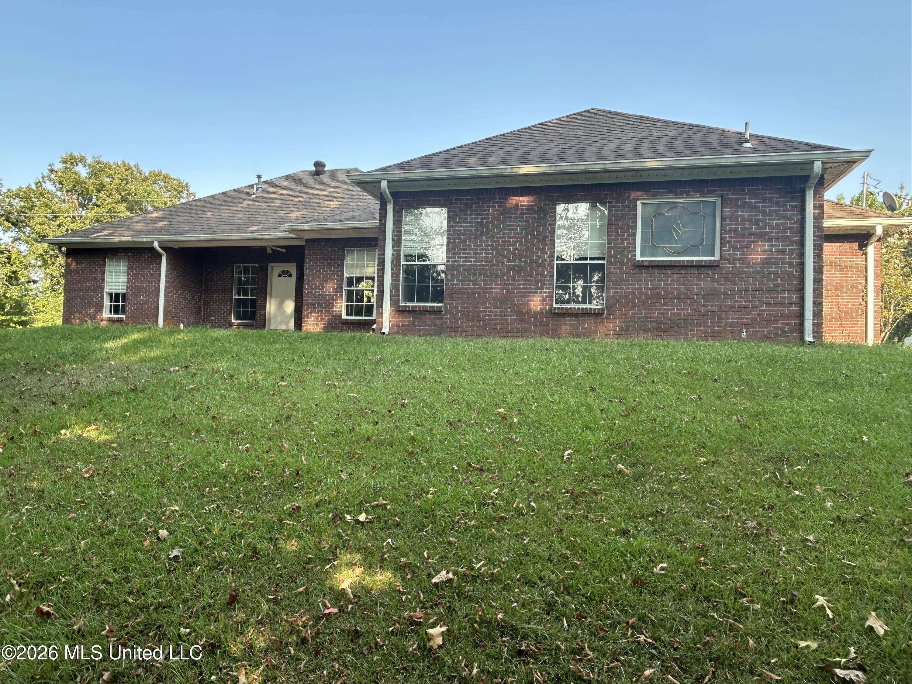 195 County Road 370