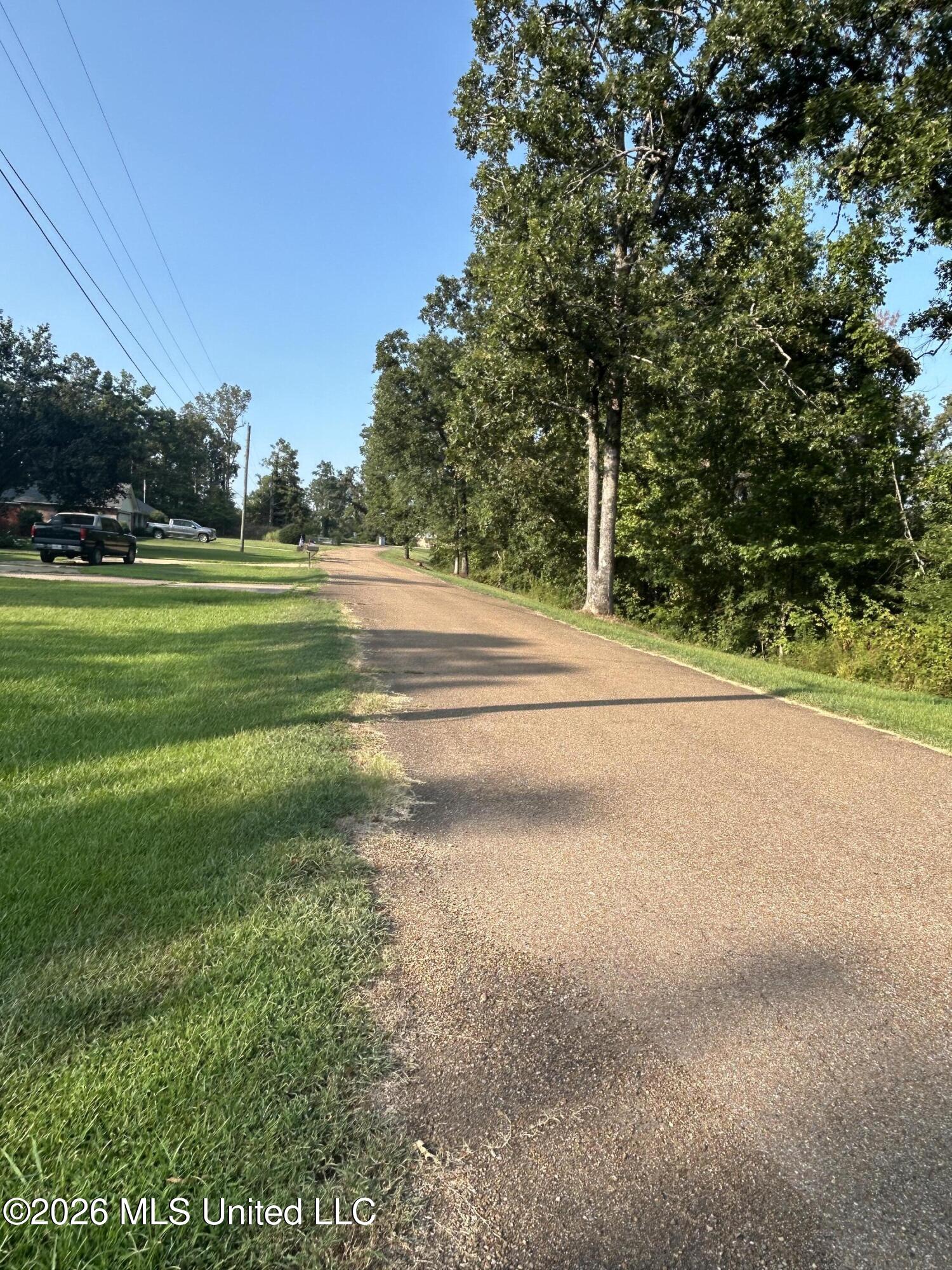 195 County Road 370