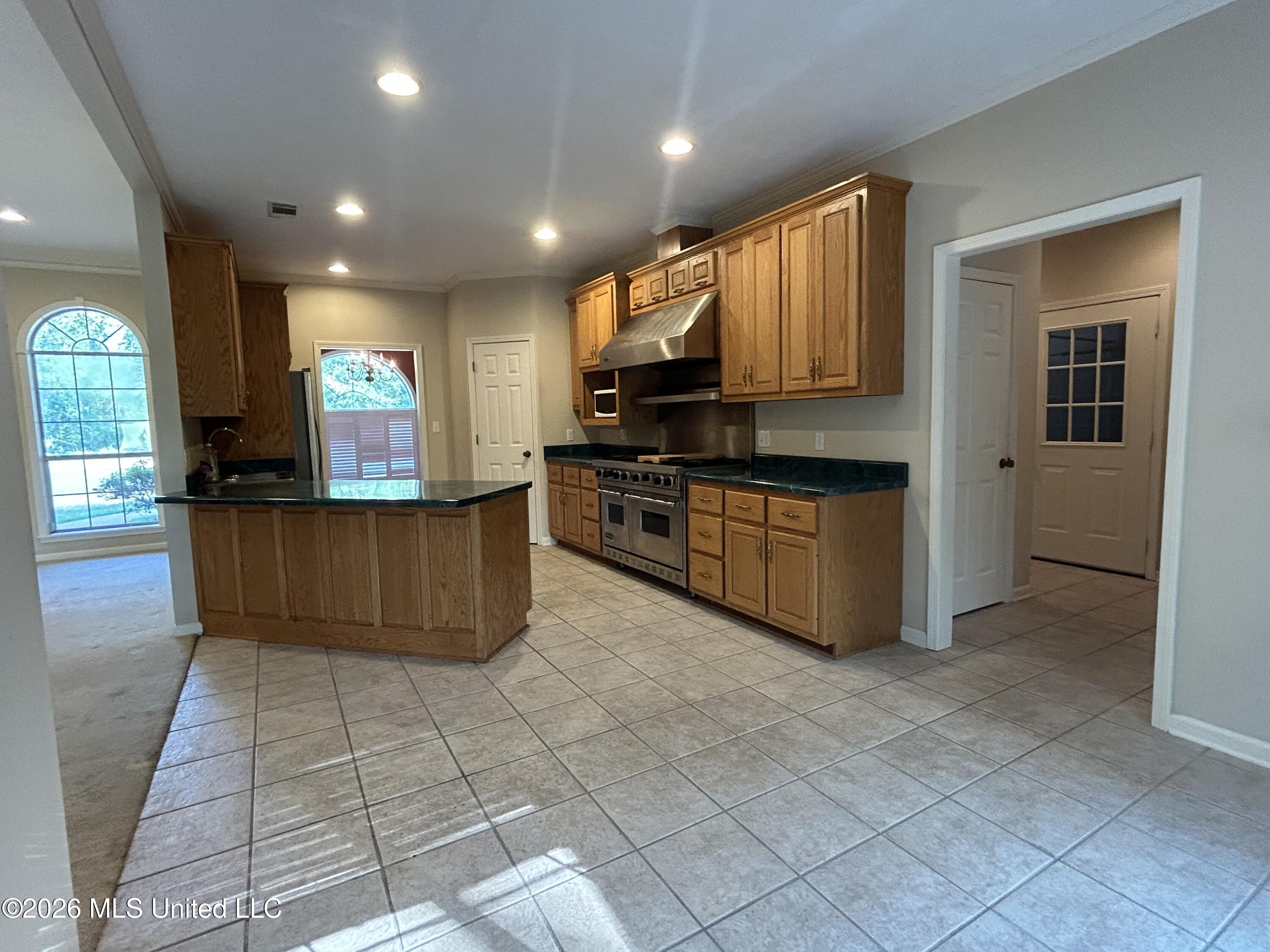 195 County Road 370