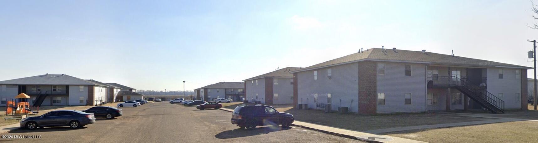1300 Roosevelt Avenue