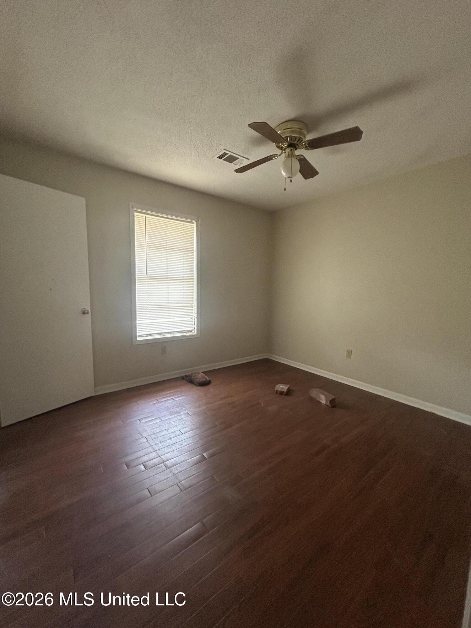 2615 Kay White Circle