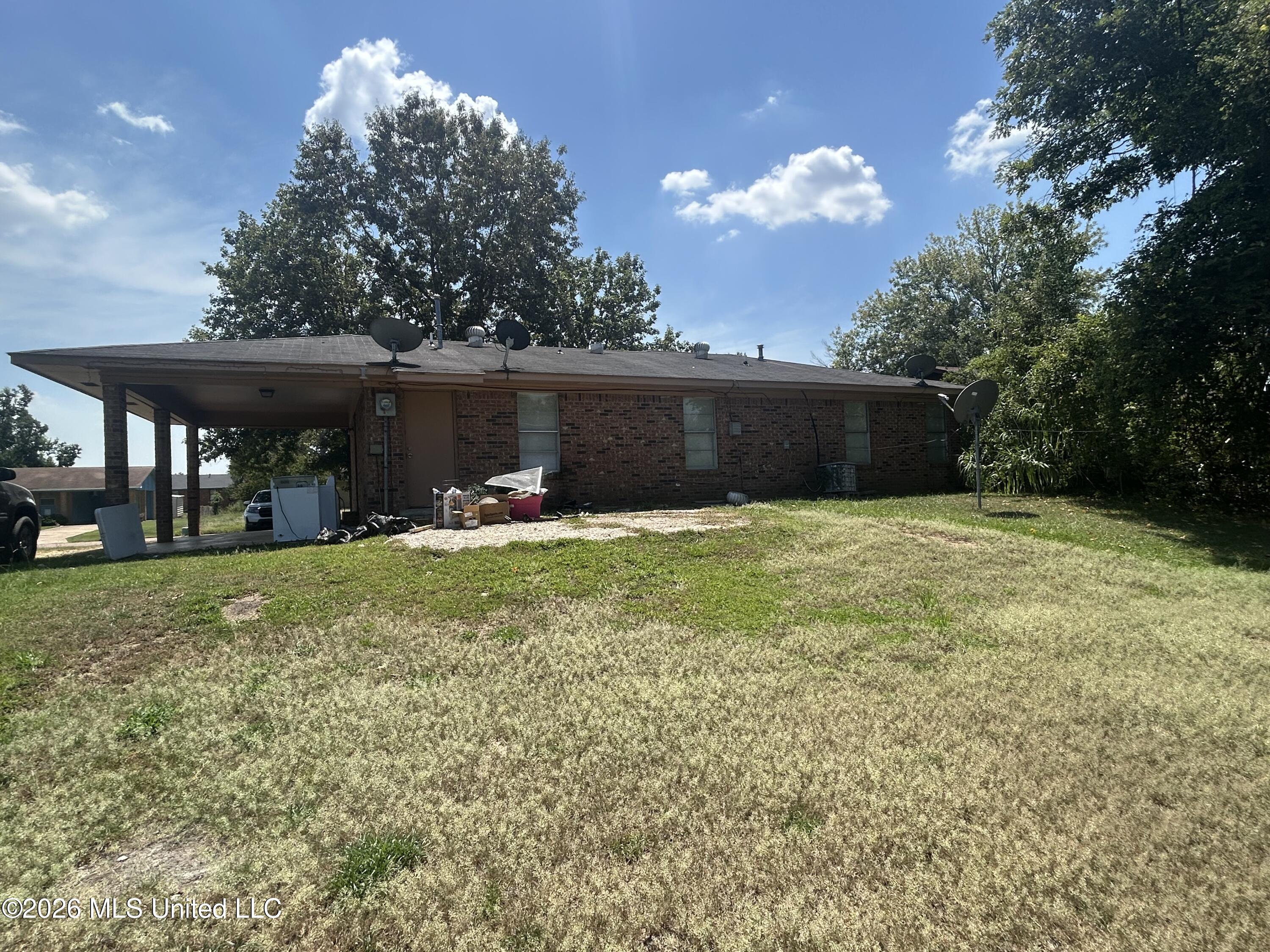 2615 Kay White Circle