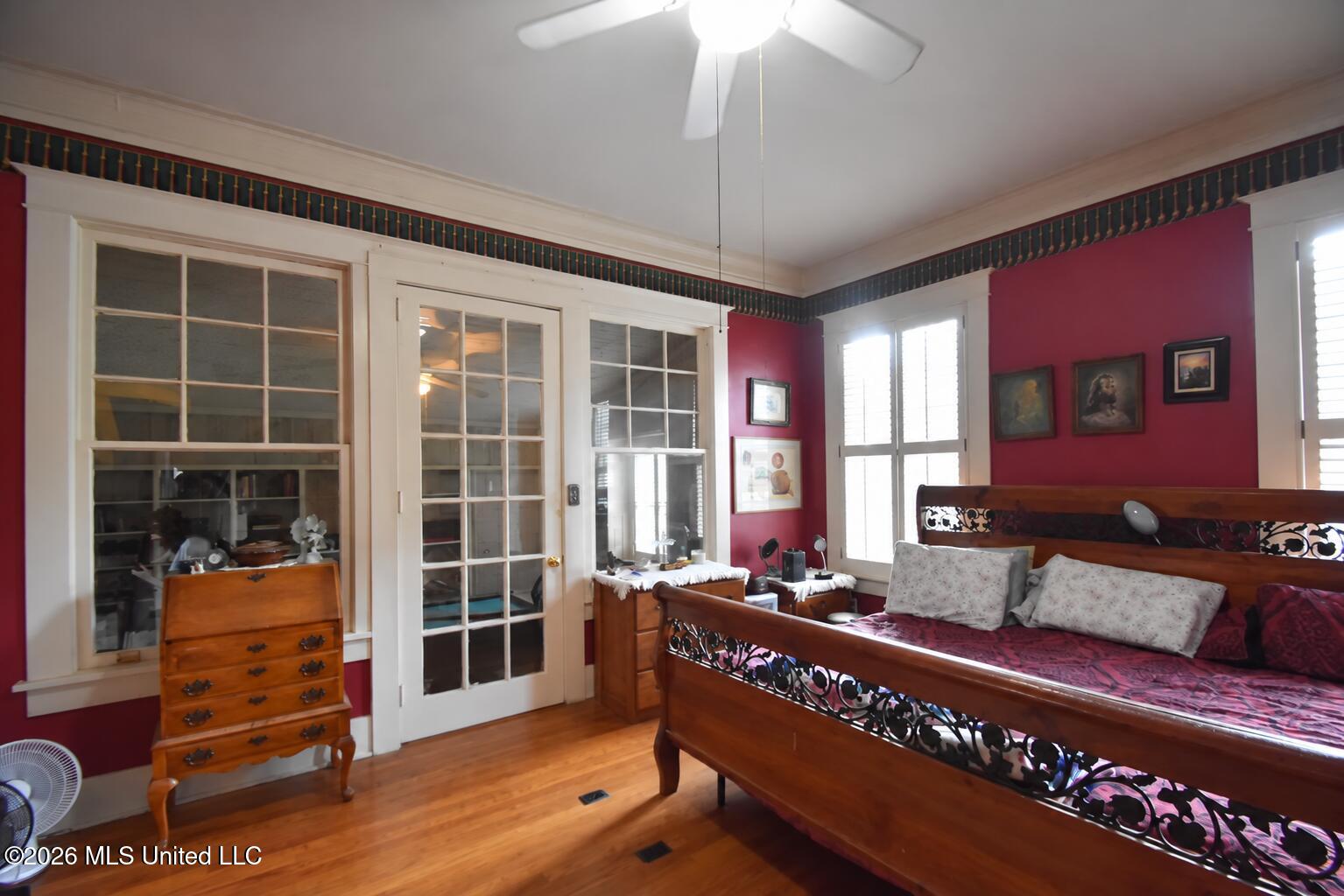 1211 River Road