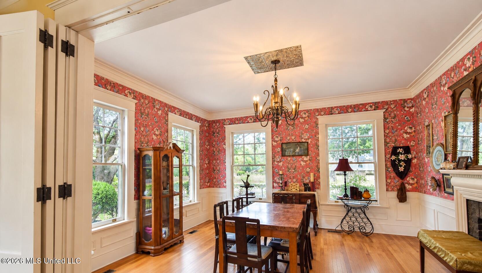 1211 River Road