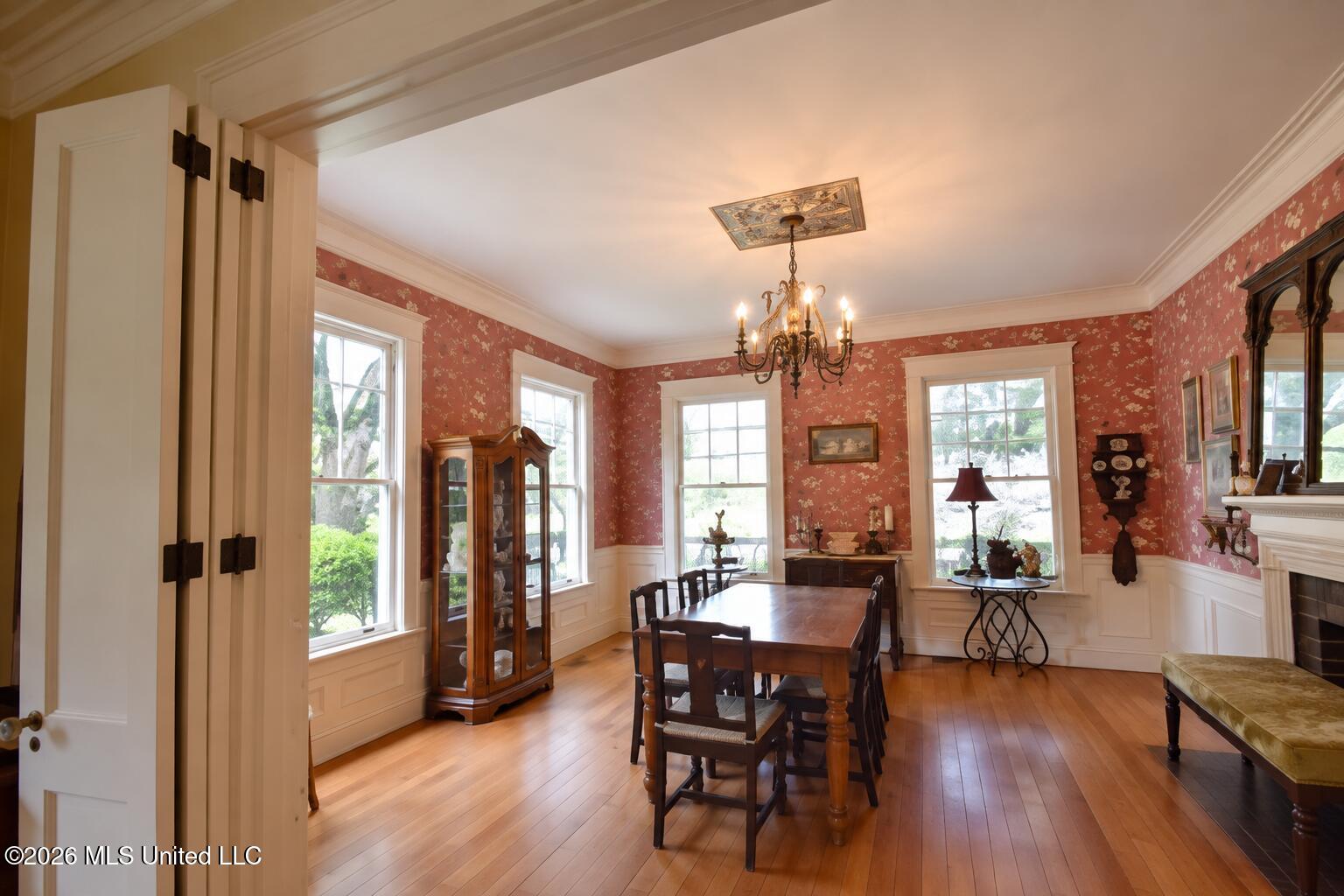 1211 River Road